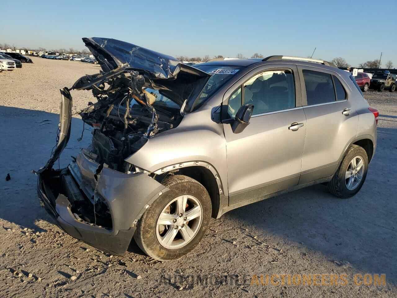 3GNCJLSB8LL323267 CHEVROLET TRAX 2020