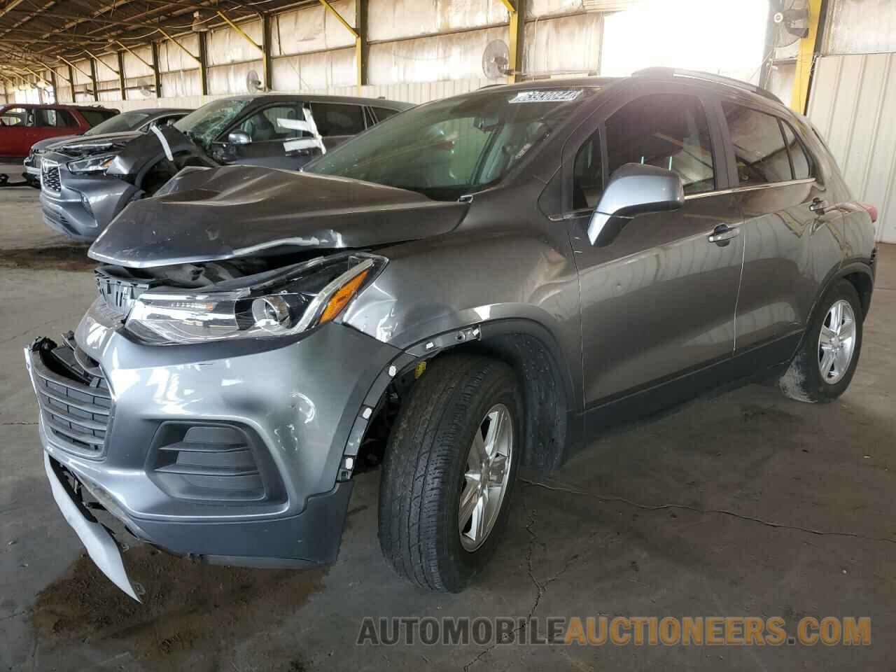 3GNCJLSBXLL208668 CHEVROLET TRAX 2020