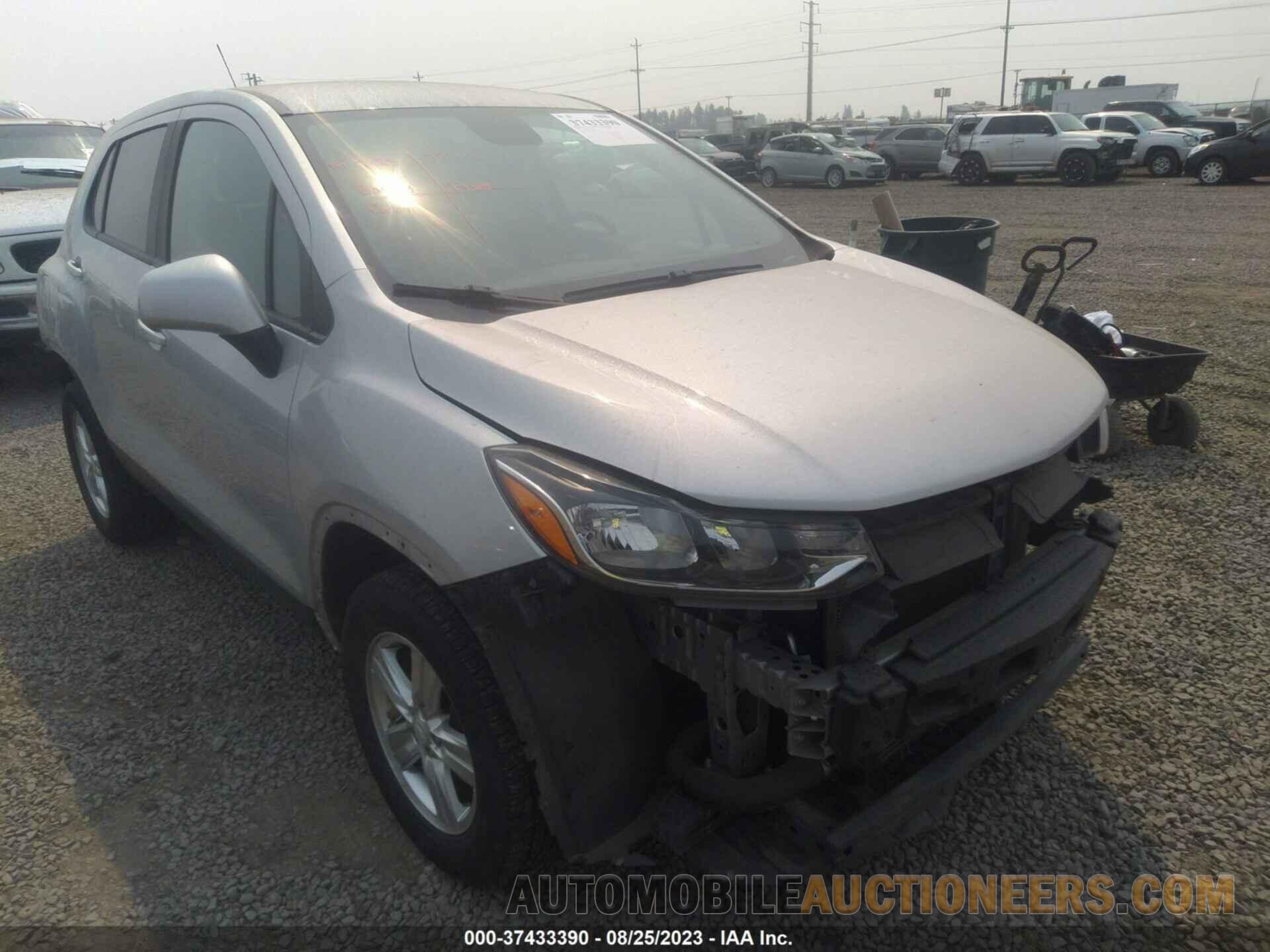 3GNCJNSB8JL392436 CHEVROLET TRAX 2018