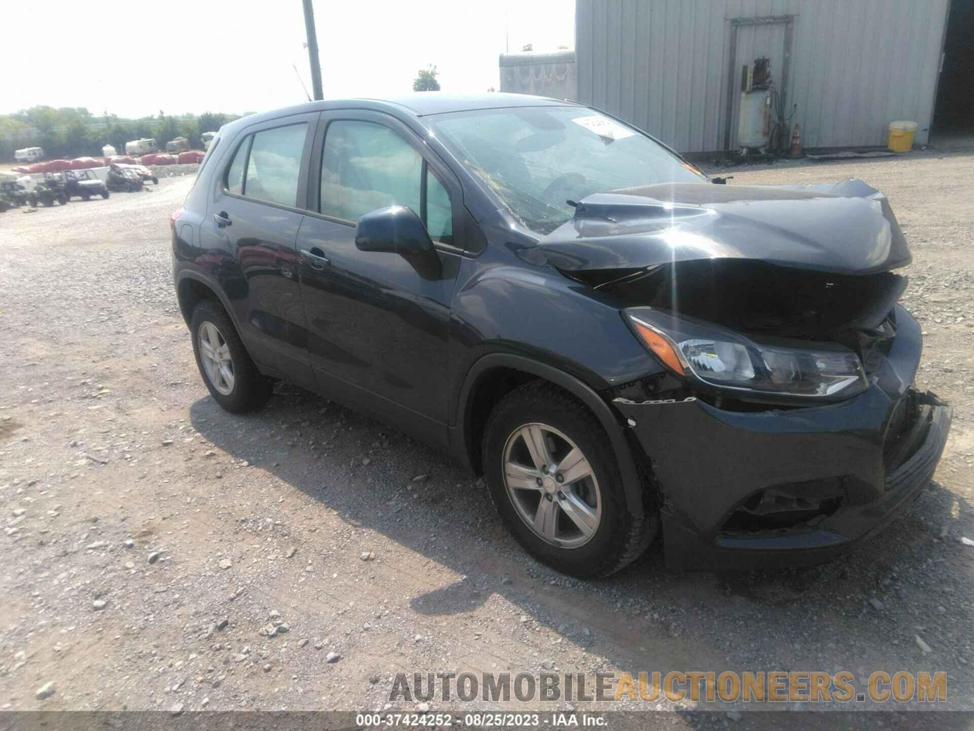 3GNCJNSBXJL390090 CHEVROLET TRAX 2018