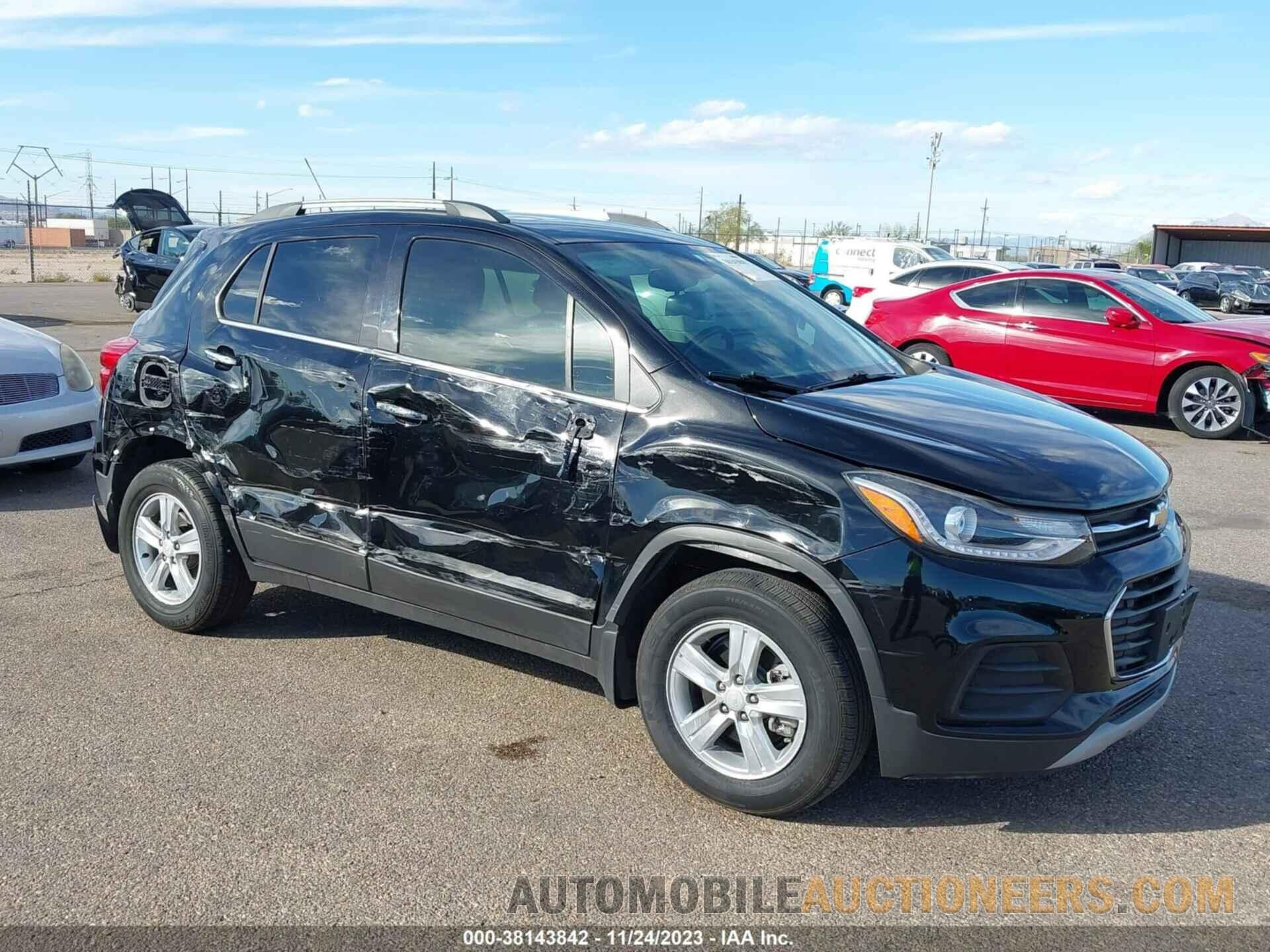 3GNCJPSB4JL215135 CHEVROLET TRAX 2018