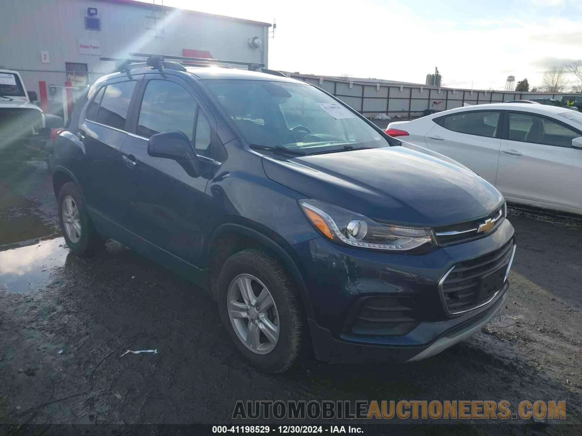 3GNCJPSB4JL228581 CHEVROLET TRAX 2018