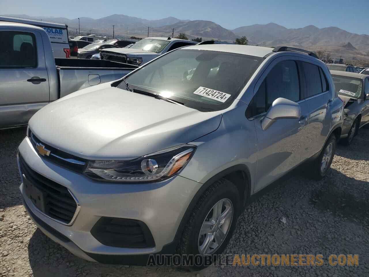 3GNCJPSB5KL244743 CHEVROLET TRAX 2019