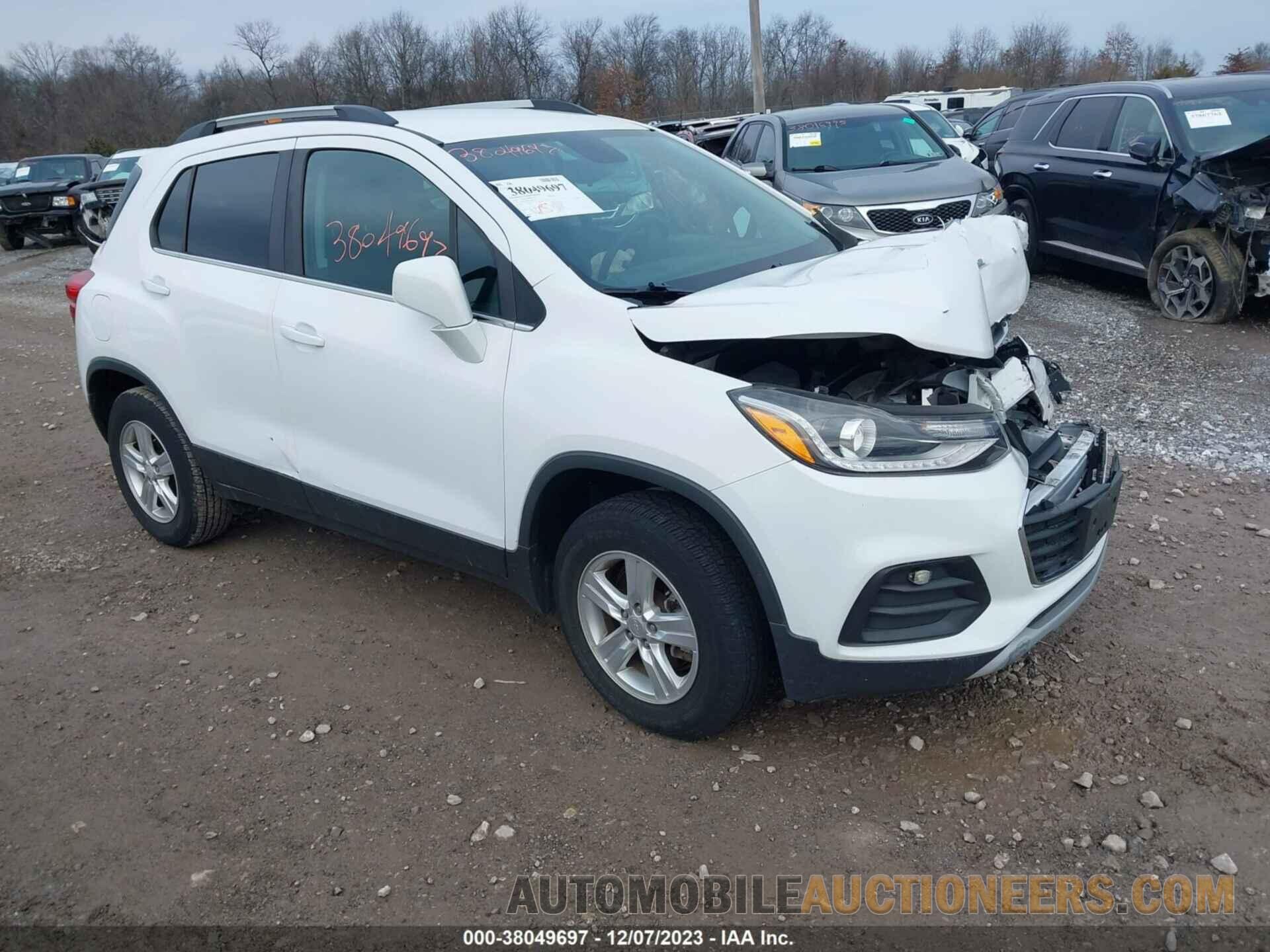 3GNCJPSB8JL340333 CHEVROLET TRAX 2018