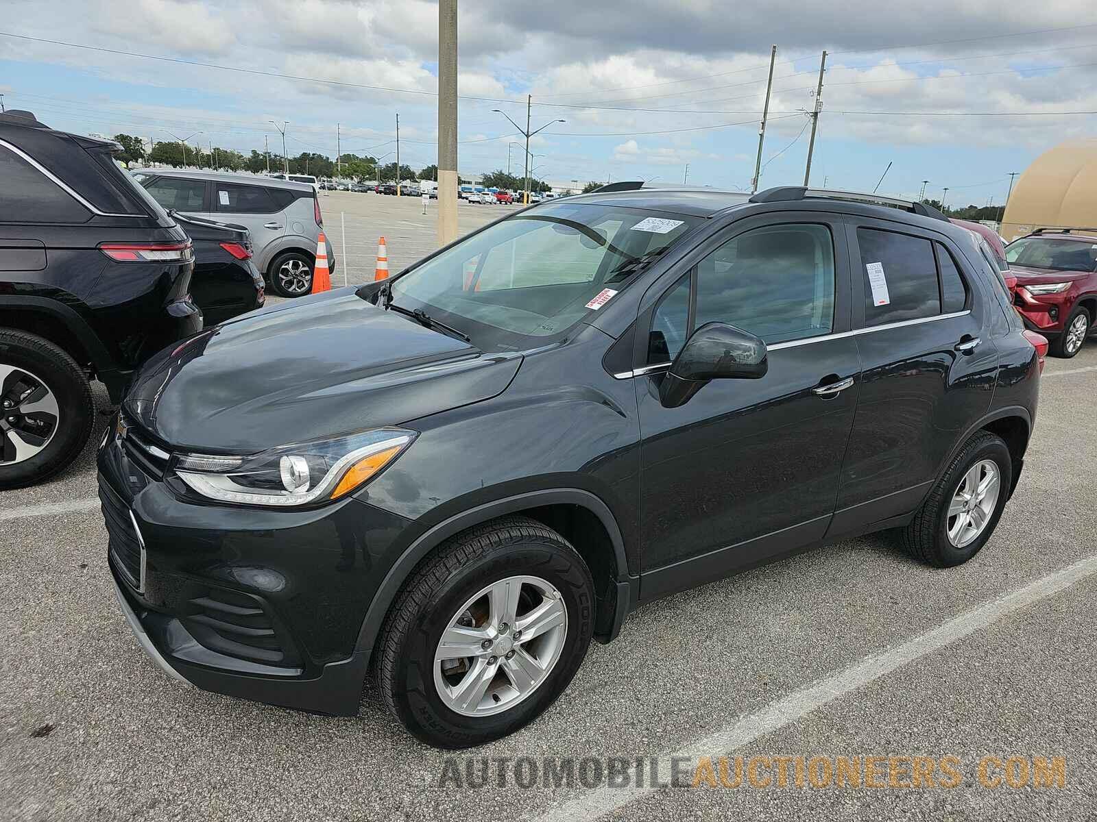 3GNCJPSB8JL417900 Chevrolet Trax 2018