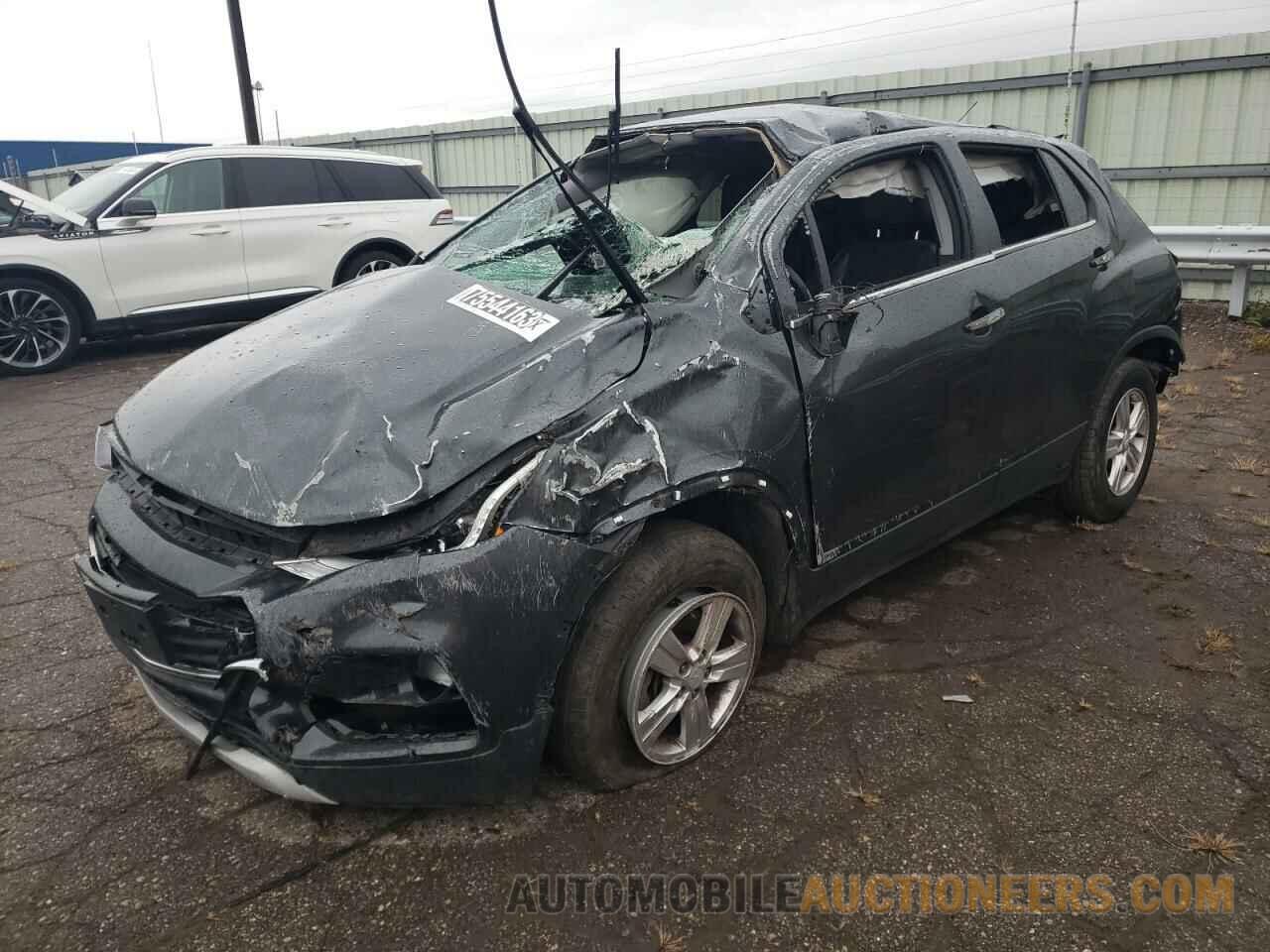 3GNCJPSBXKL121052 CHEVROLET TRAX 2019