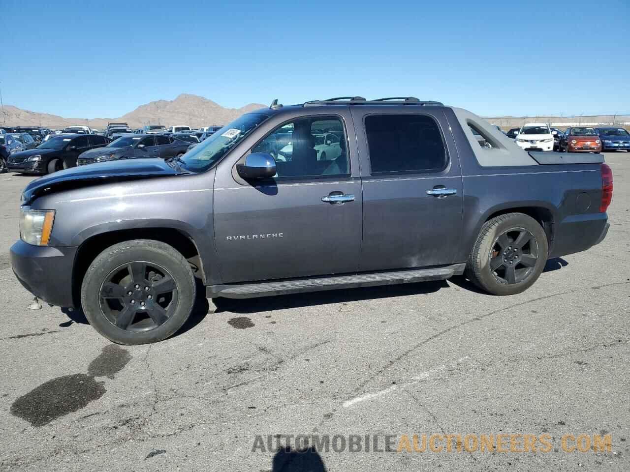 3GNMCEE00BG214572 CHEVROLET AVALANCHE 2011