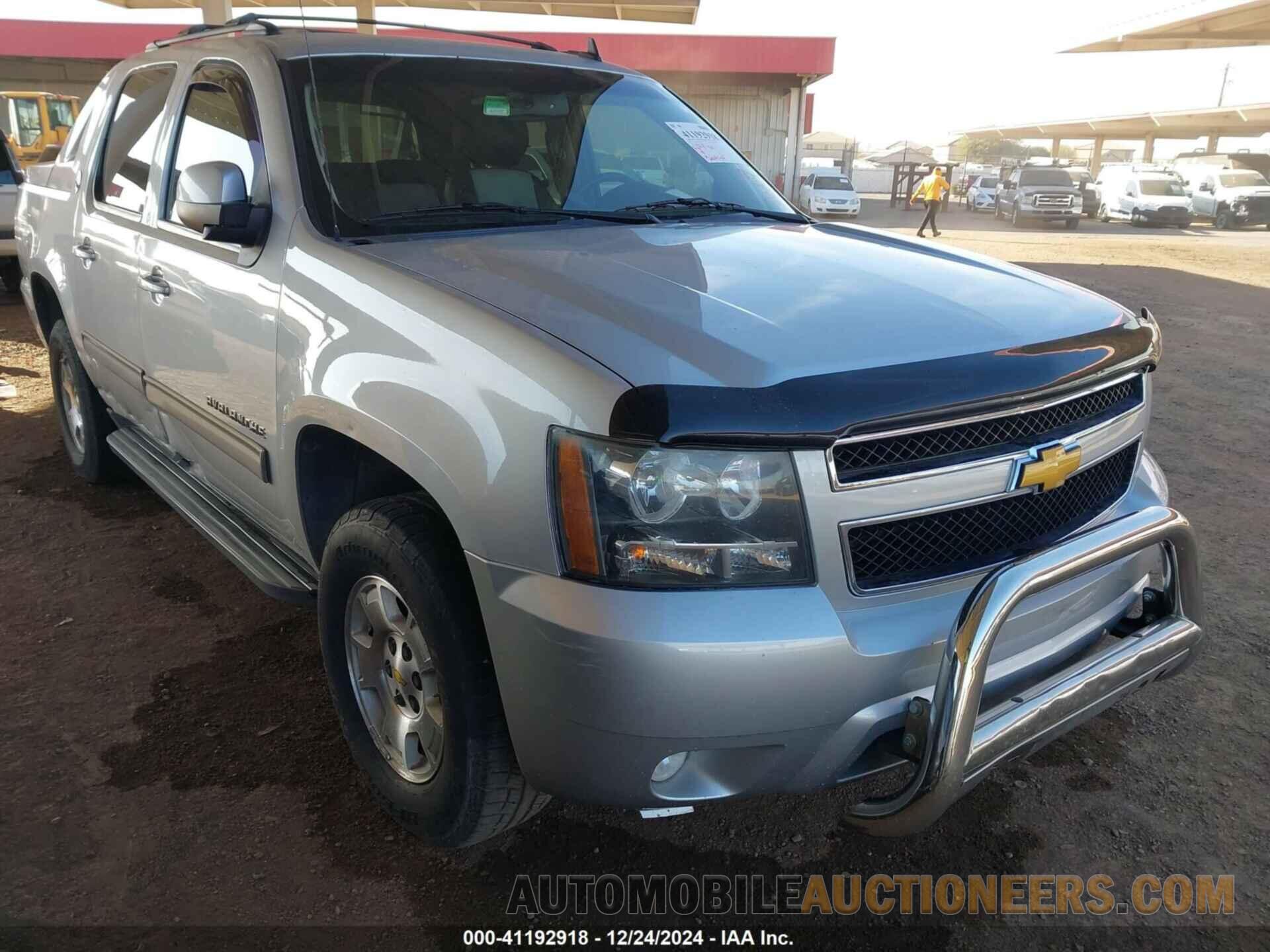 3GNMCEE02DG116761 CHEVROLET AVALANCHE 2013