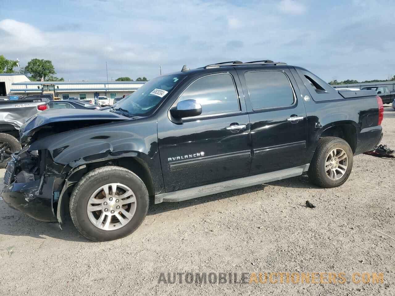 3GNMCEE08DG179296 CHEVROLET AVALANCHE 2013