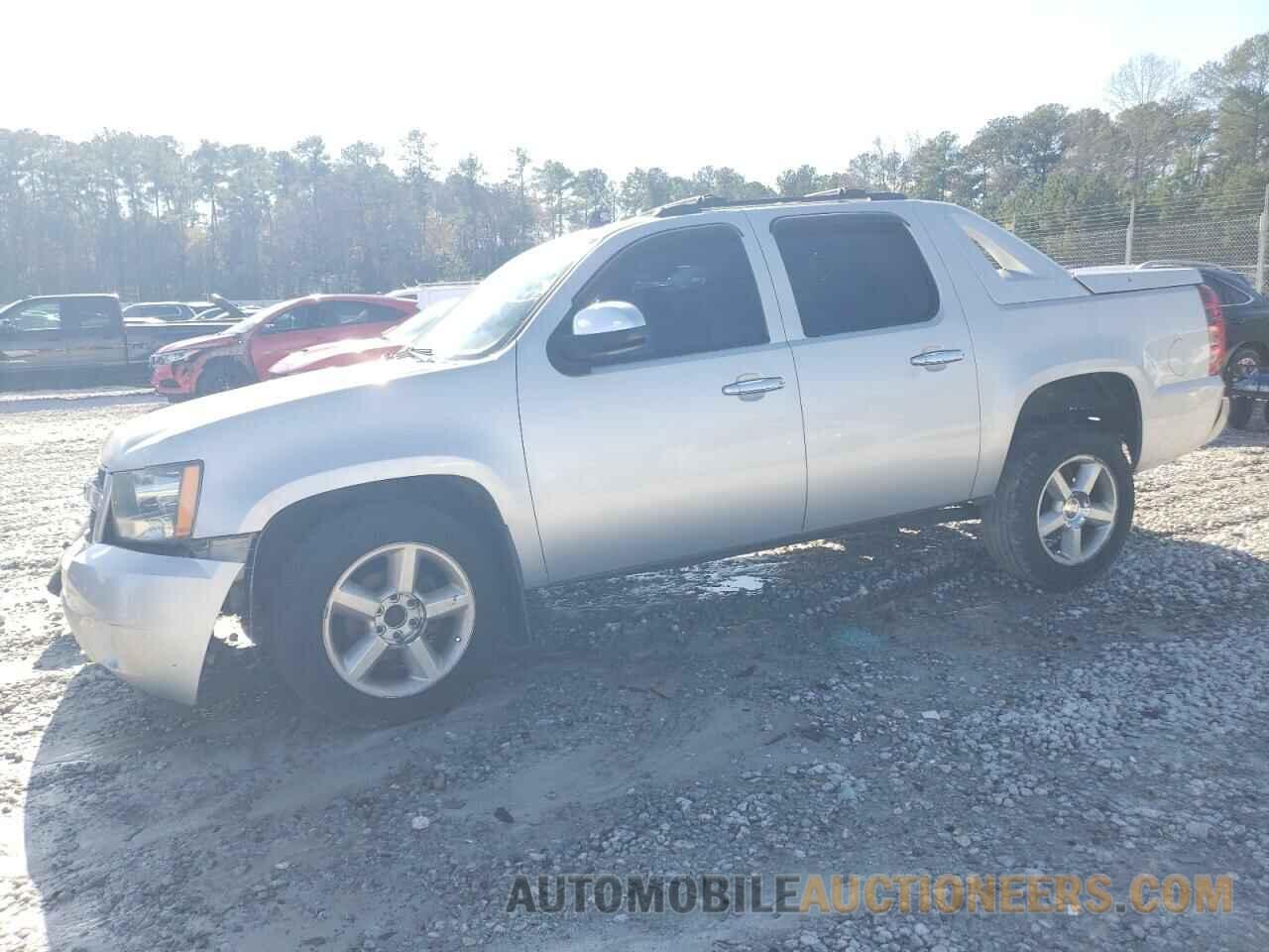 3GNMCFE09BG134225 CHEVROLET AVALANCHE 2011