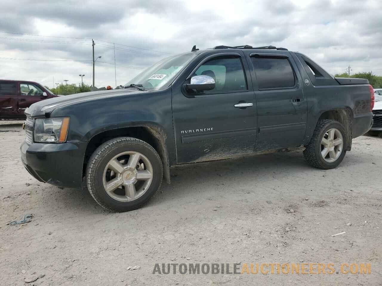 3GNTKEE76DG215014 CHEVROLET AVALANCHE 2013