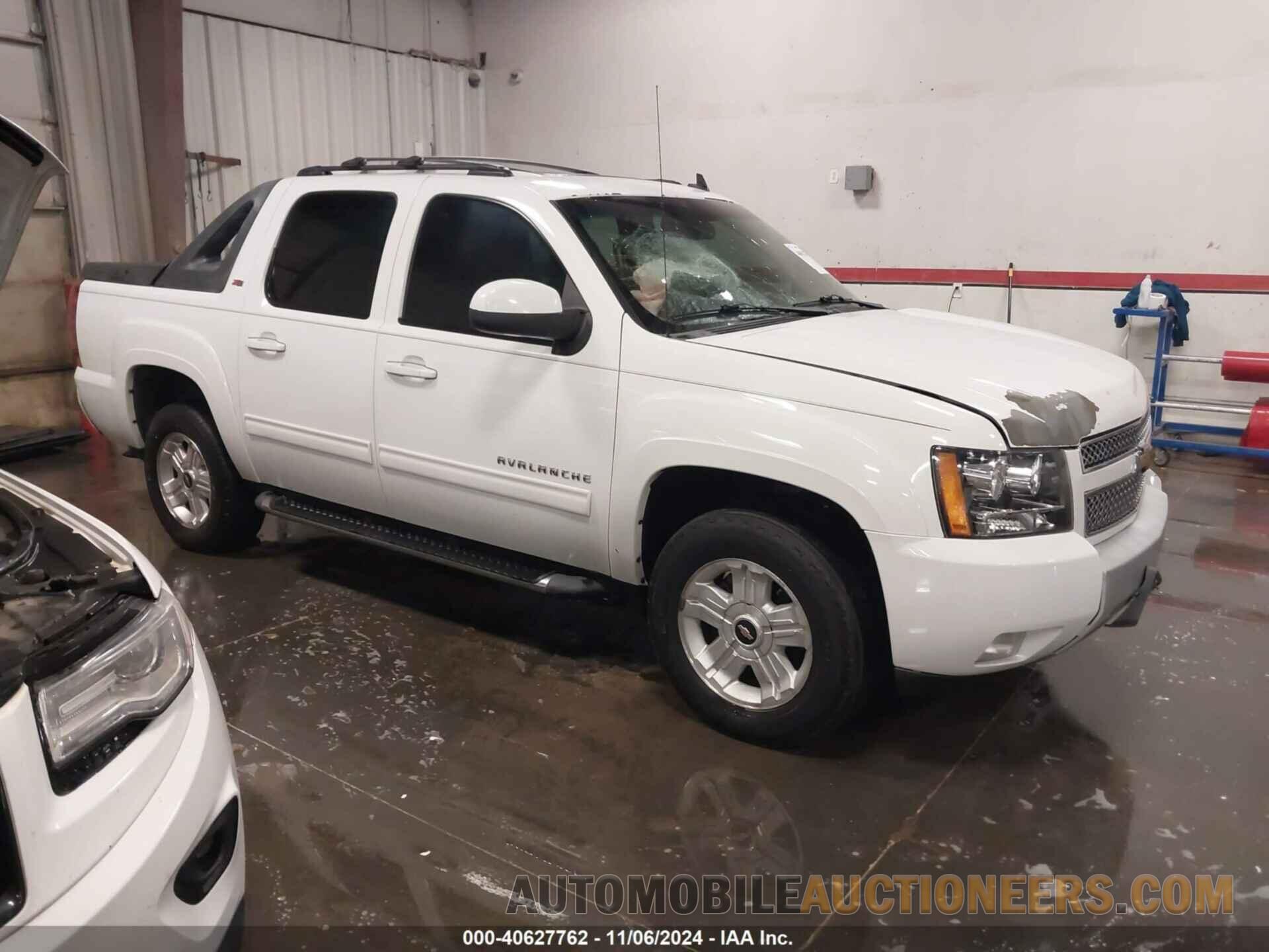 3GNTKFE36BG191412 CHEVROLET AVALANCHE 1500 2011