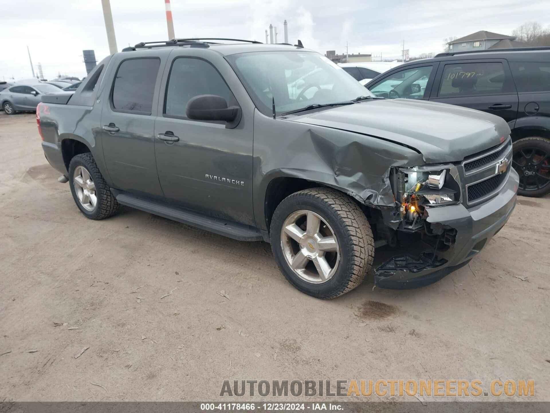 3GNTKFE39BG108023 CHEVROLET AVALANCHE 1500 2011