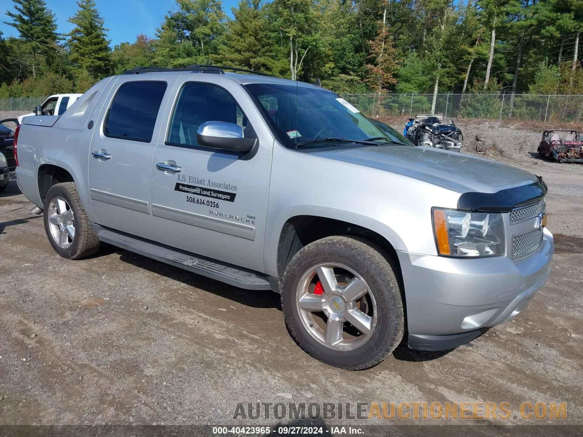 3GNTKFE74DG168488 CHEVROLET AVALANCHE 2013