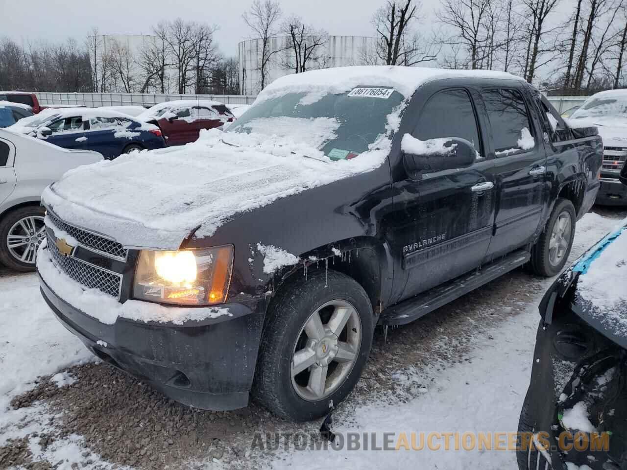 3GNTKFE76DG293637 CHEVROLET AVALANCHE 2013