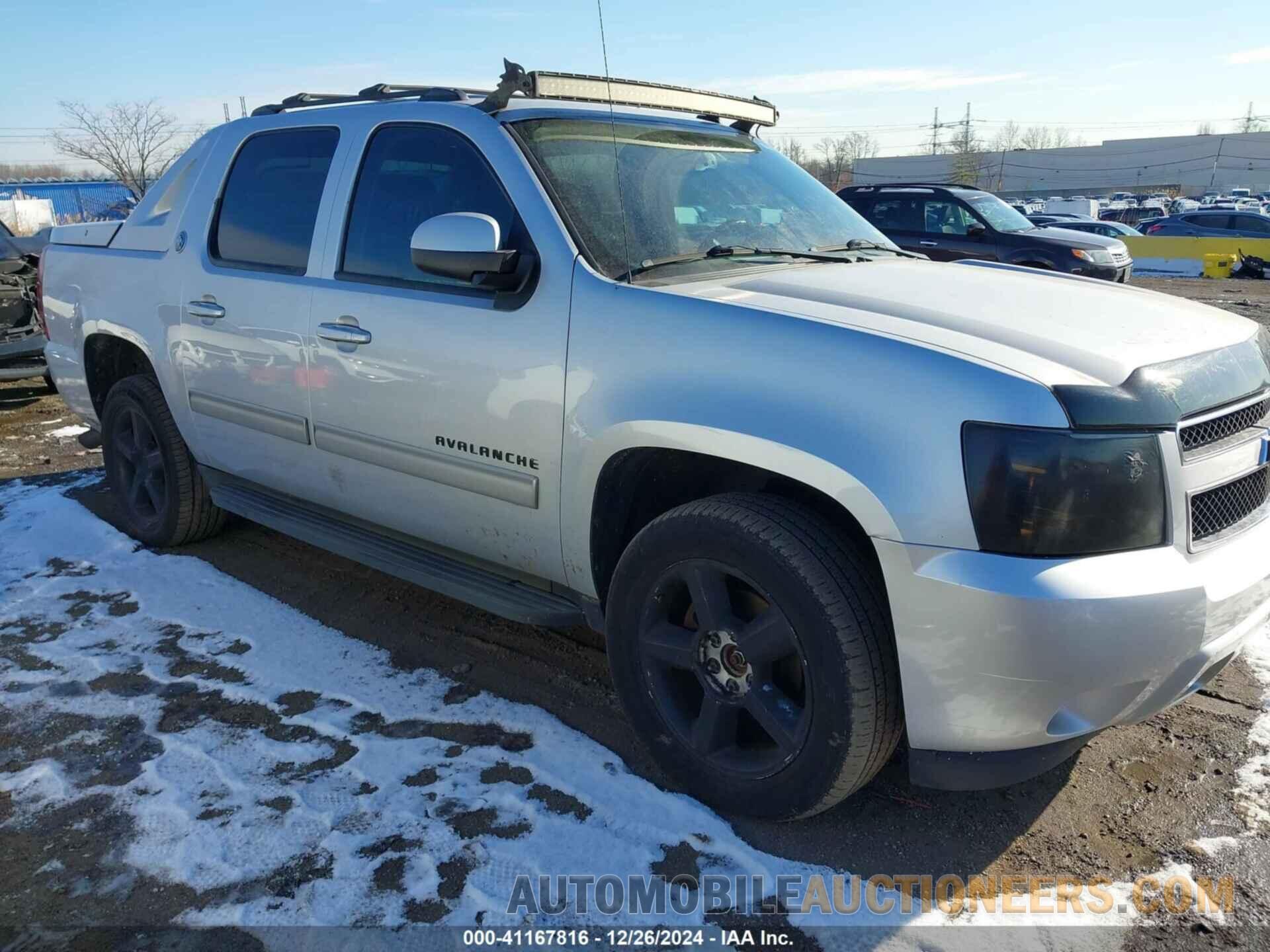 3GNTKFE7XDG182248 CHEVROLET AVALANCHE 2013