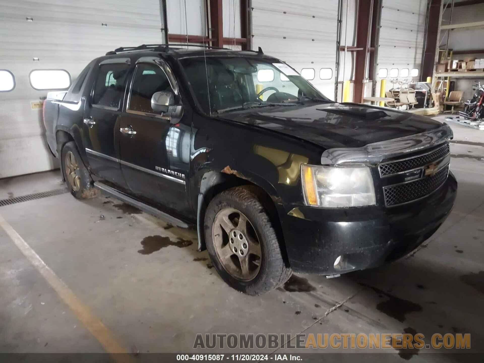 3GNTKGE36BG167553 CHEVROLET AVALANCHE 1500 2011