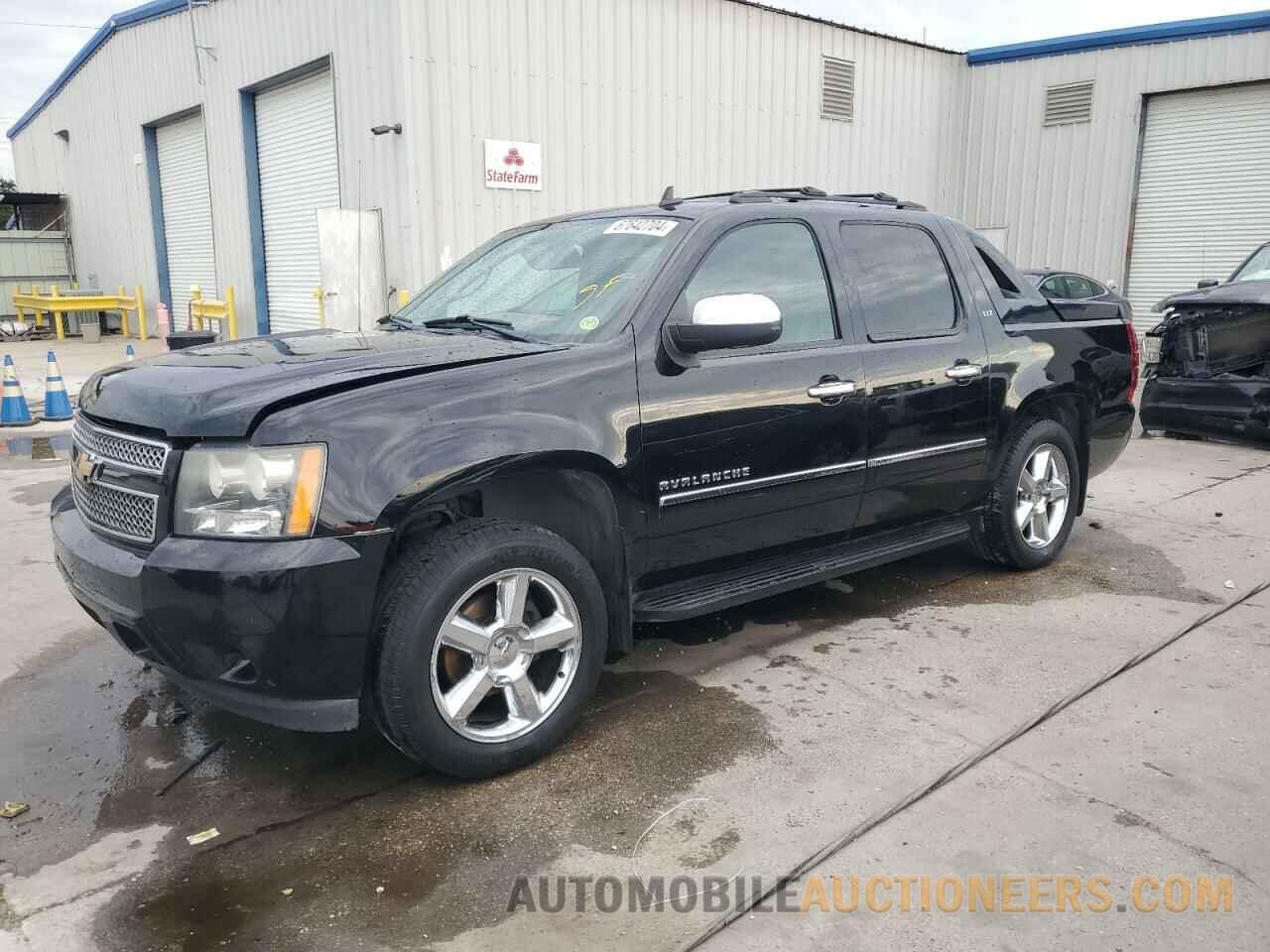 3GNTKGE37BG384285 CHEVROLET AVALANCHE 2011