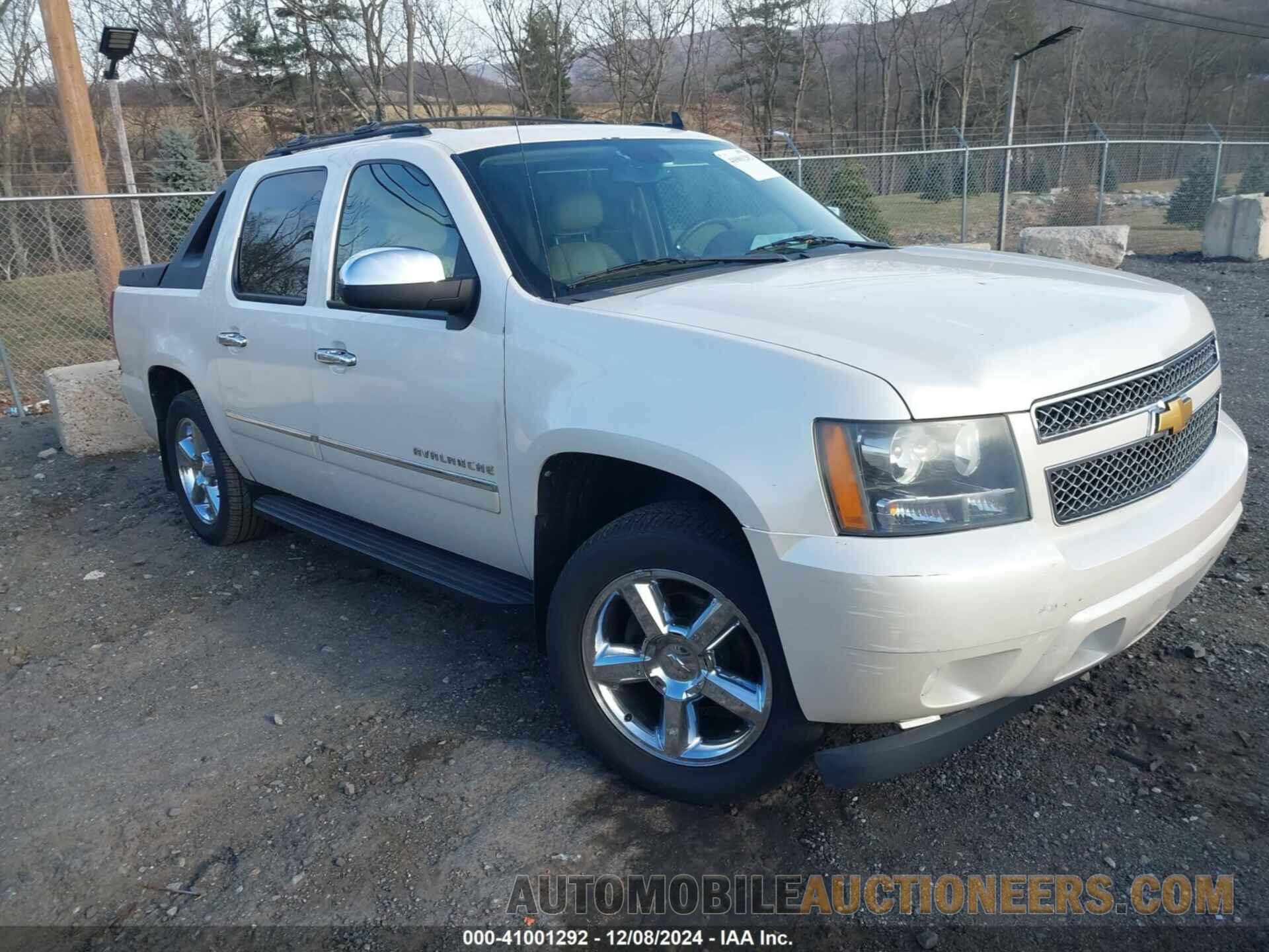 3GNTKGE39BG124857 CHEVROLET AVALANCHE 1500 2011