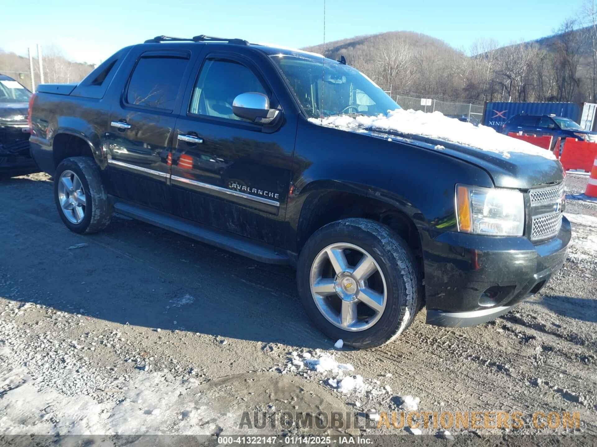 3GNTKGE72DG231156 CHEVROLET AVALANCHE 2013