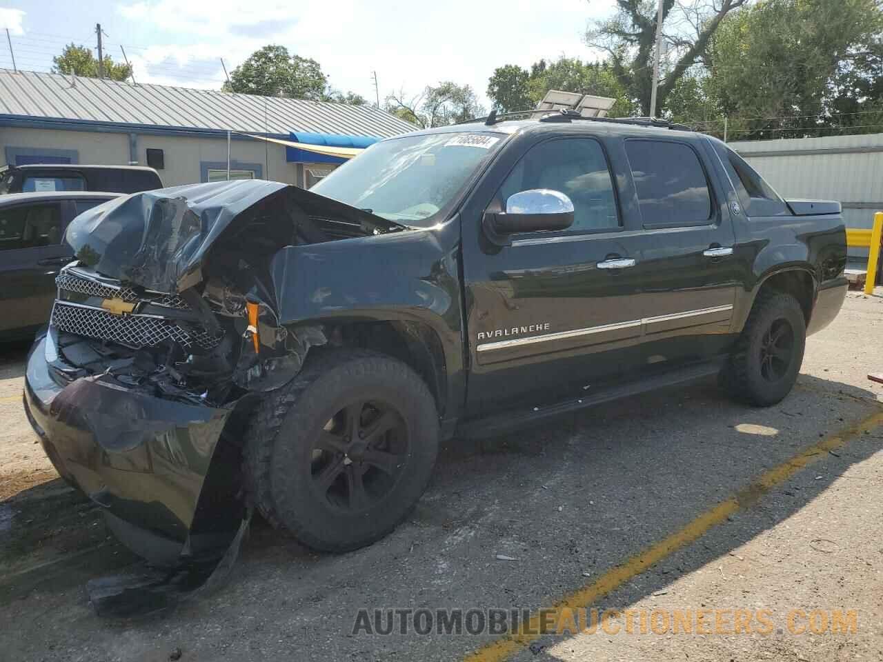 3GNTKGE75DG310160 CHEVROLET AVALANCHE 2013