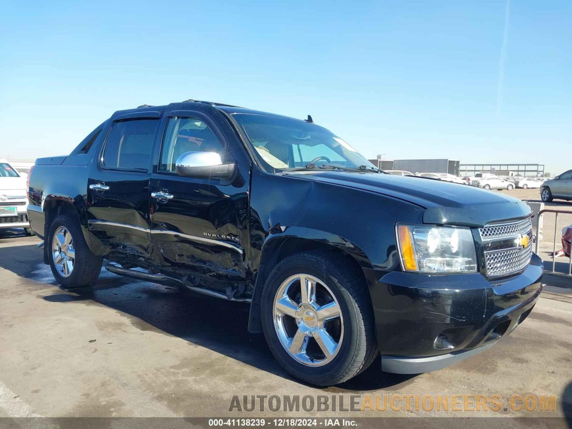 3GNTKGE75DG379656 CHEVROLET AVALANCHE 2013