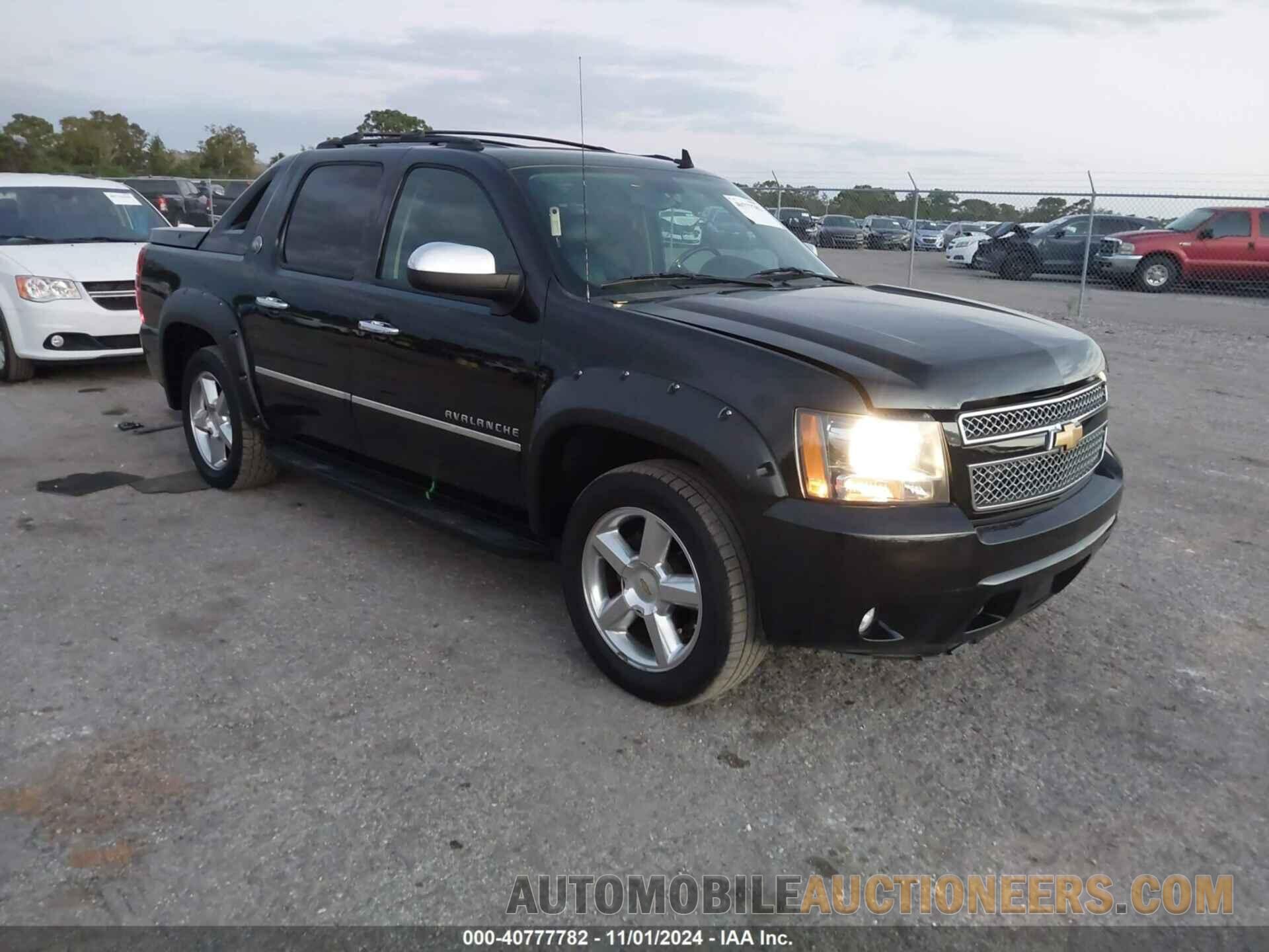 3GNTKGE77DG250771 CHEVROLET AVALANCHE 2013