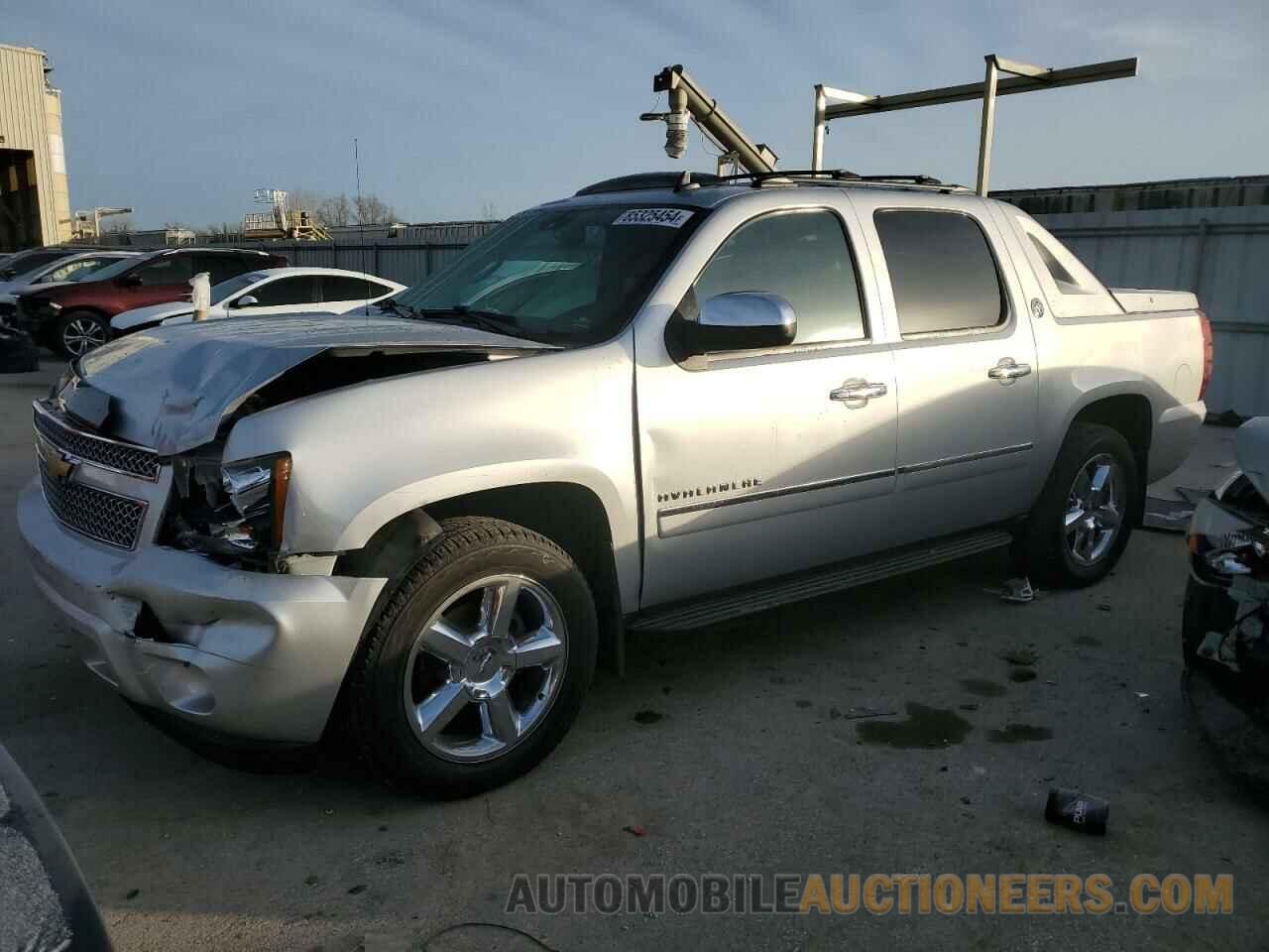 3GNTKGE77DG312573 CHEVROLET AVALANCHE 2013