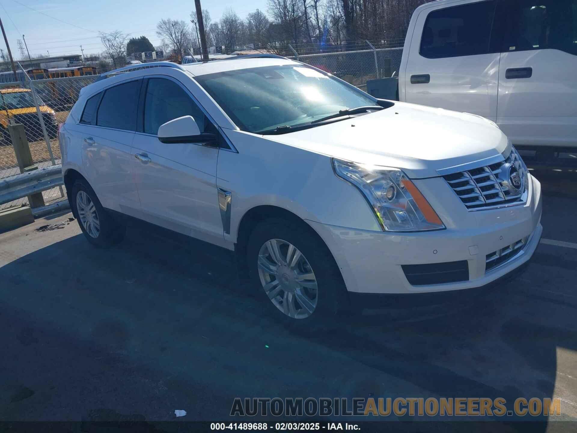 3GYFNBE38FS584198 CADILLAC SRX 2015