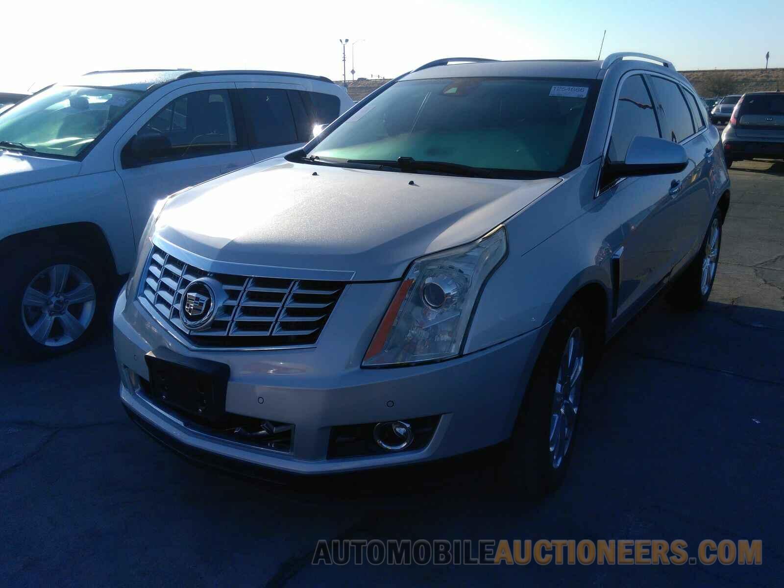 3GYFNDE37FS604940 Cadillac SRX 2015