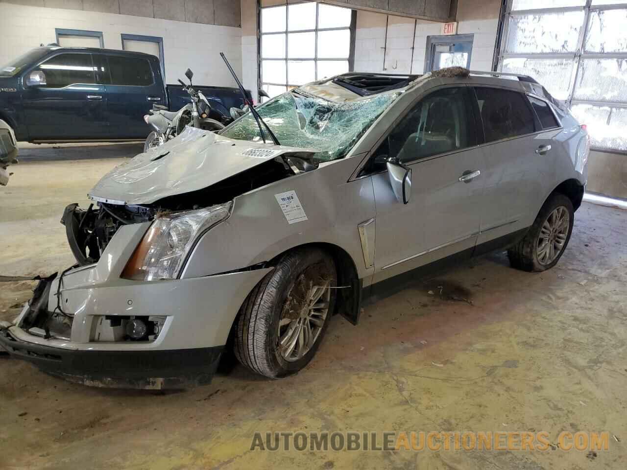 3GYFNGE36FS585539 CADILLAC SRX 2015