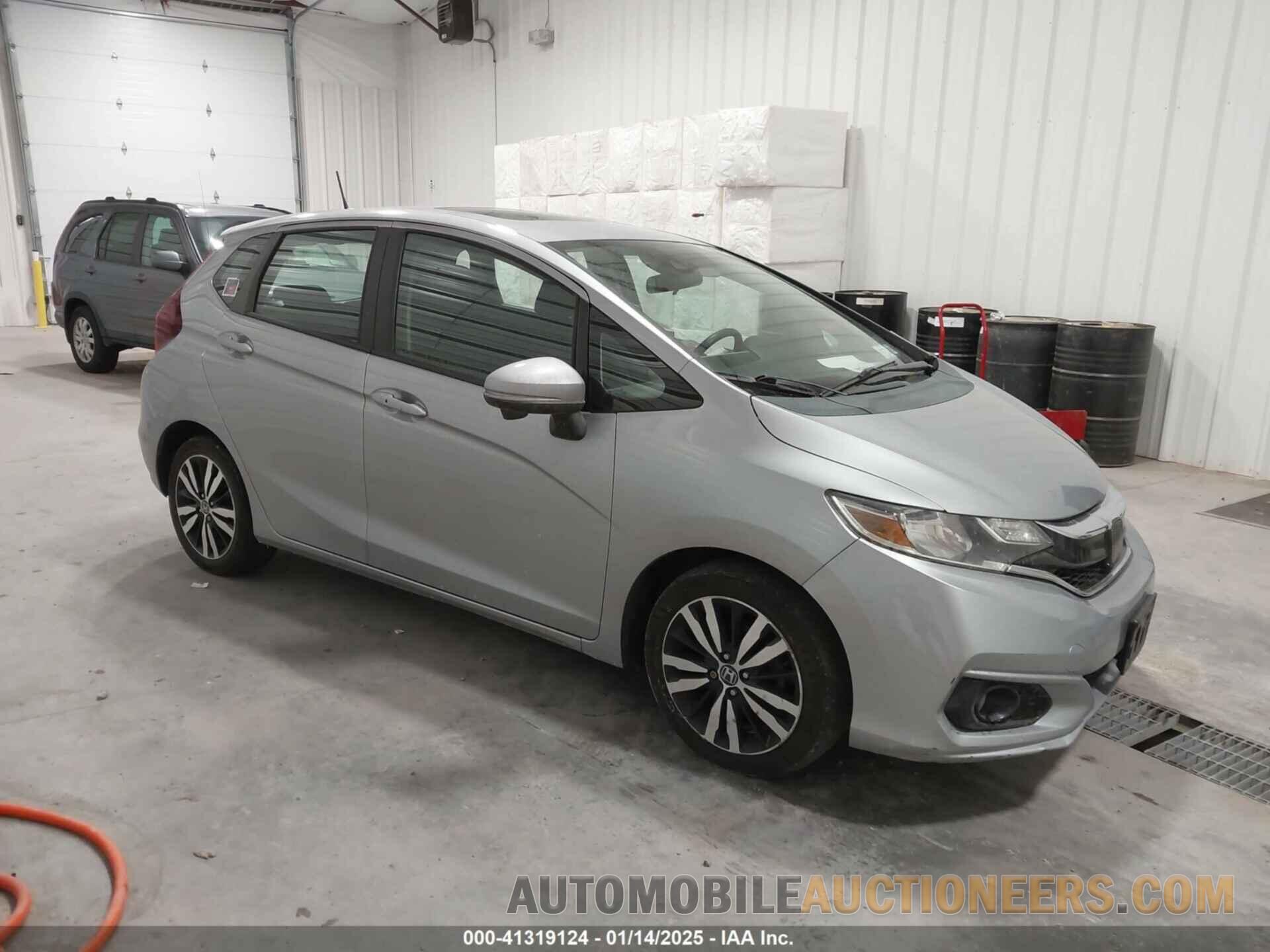 3HGGK5H80JM731012 HONDA FIT 2018