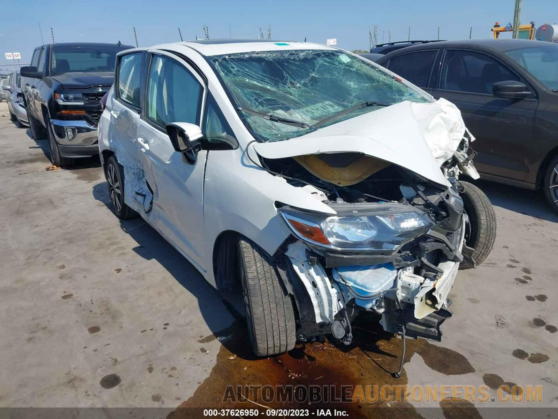 3HGGK5H89JM723880 HONDA FIT 2018