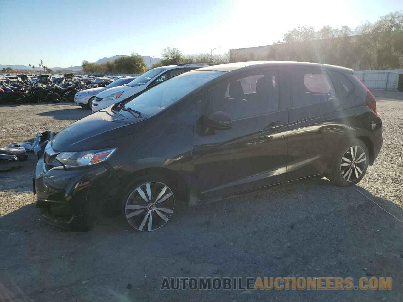 3HGGK5H89JM729002 HONDA FIT 2018