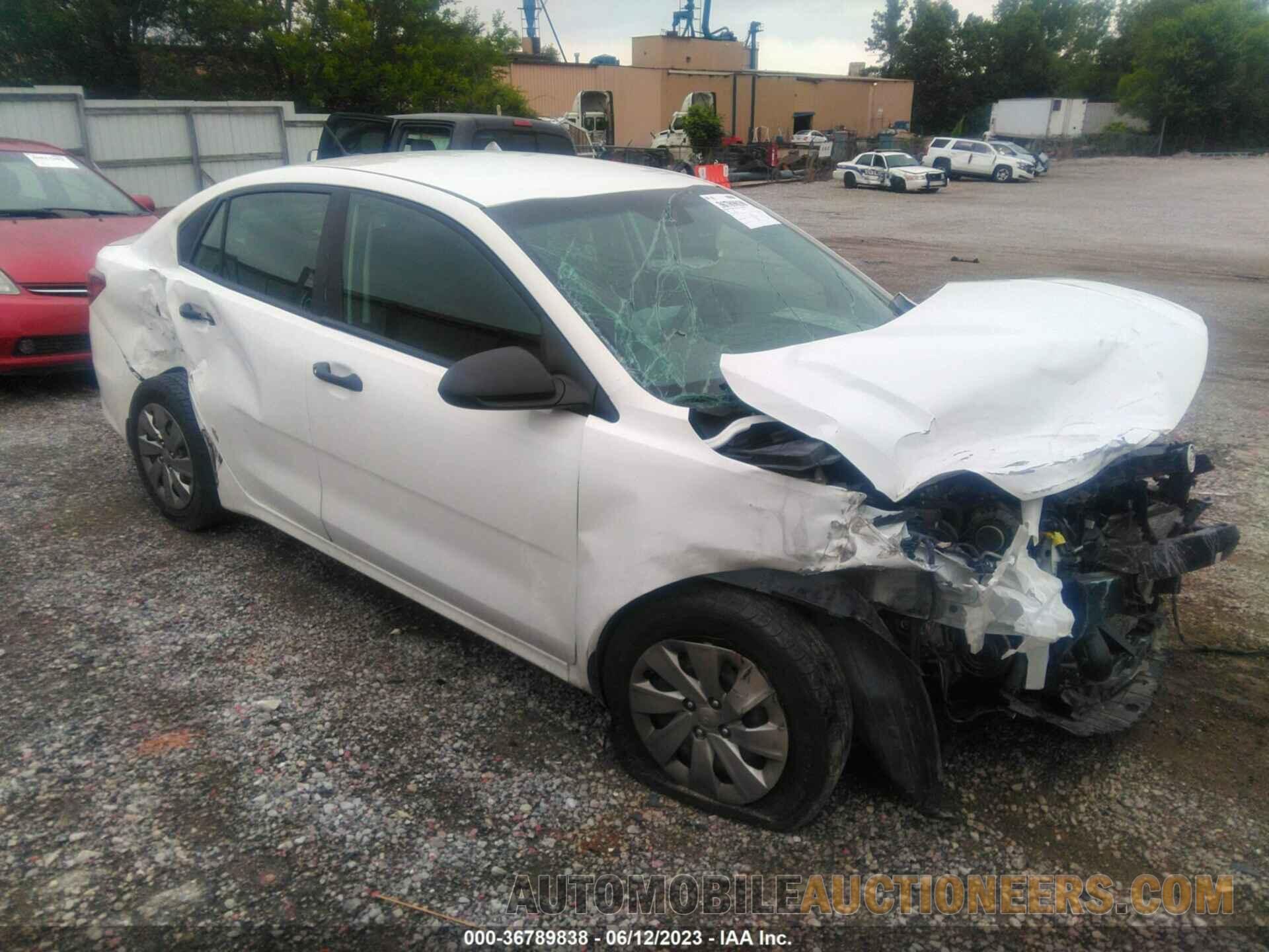 3KPA24AB3JE081526 KIA RIO 2018