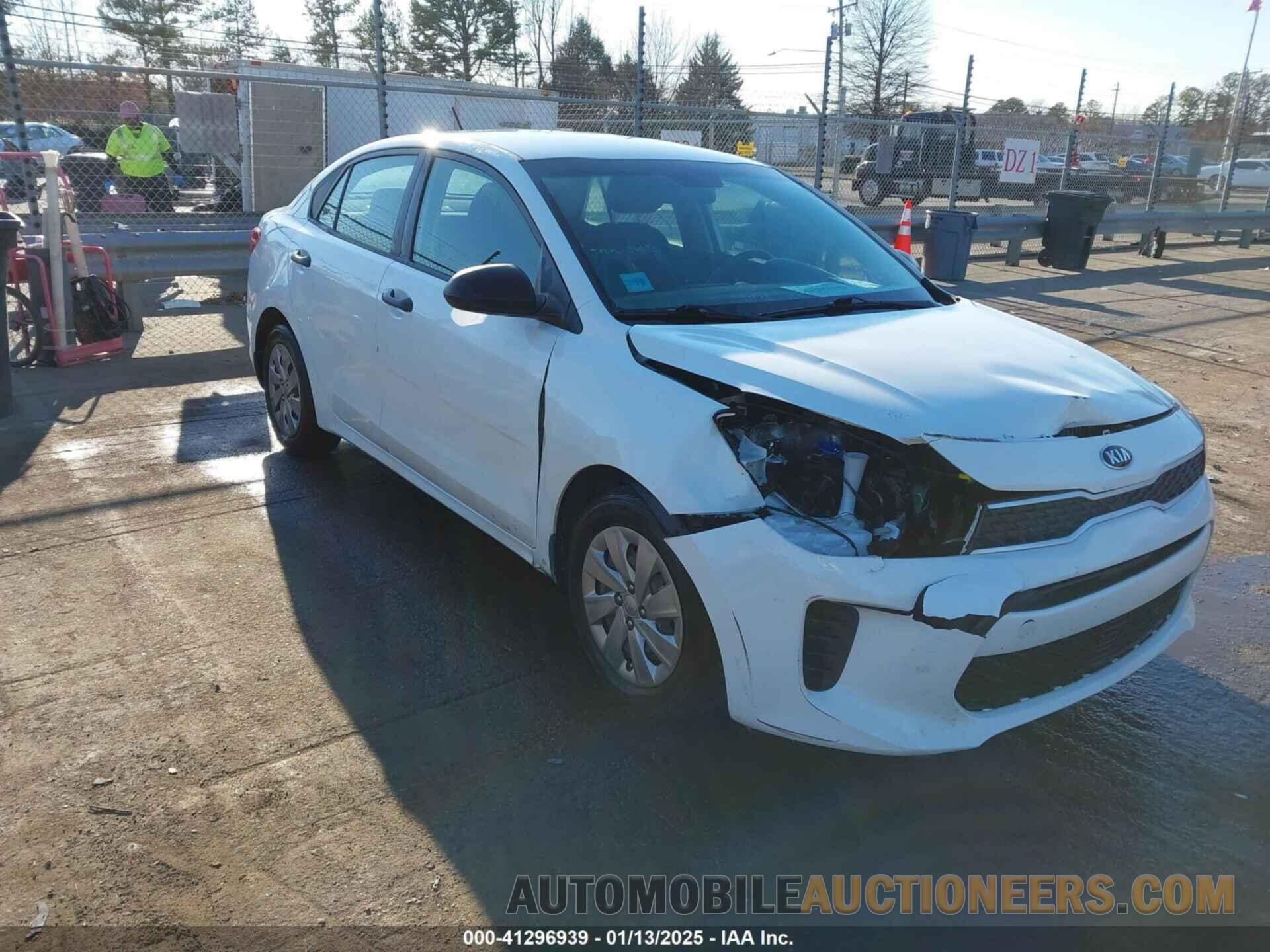 3KPA24AB5JE073069 KIA RIO 2018