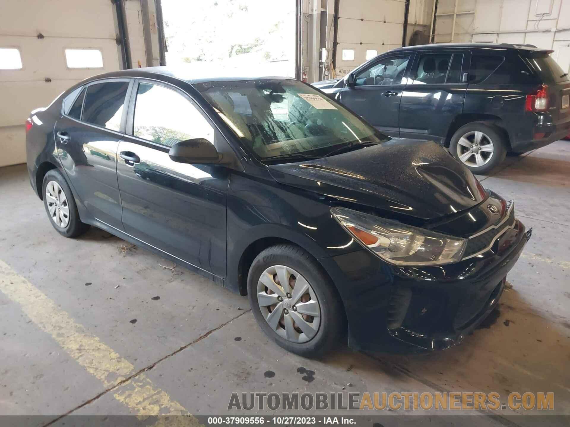 3KPA24AB7JE058122 KIA RIO 2018