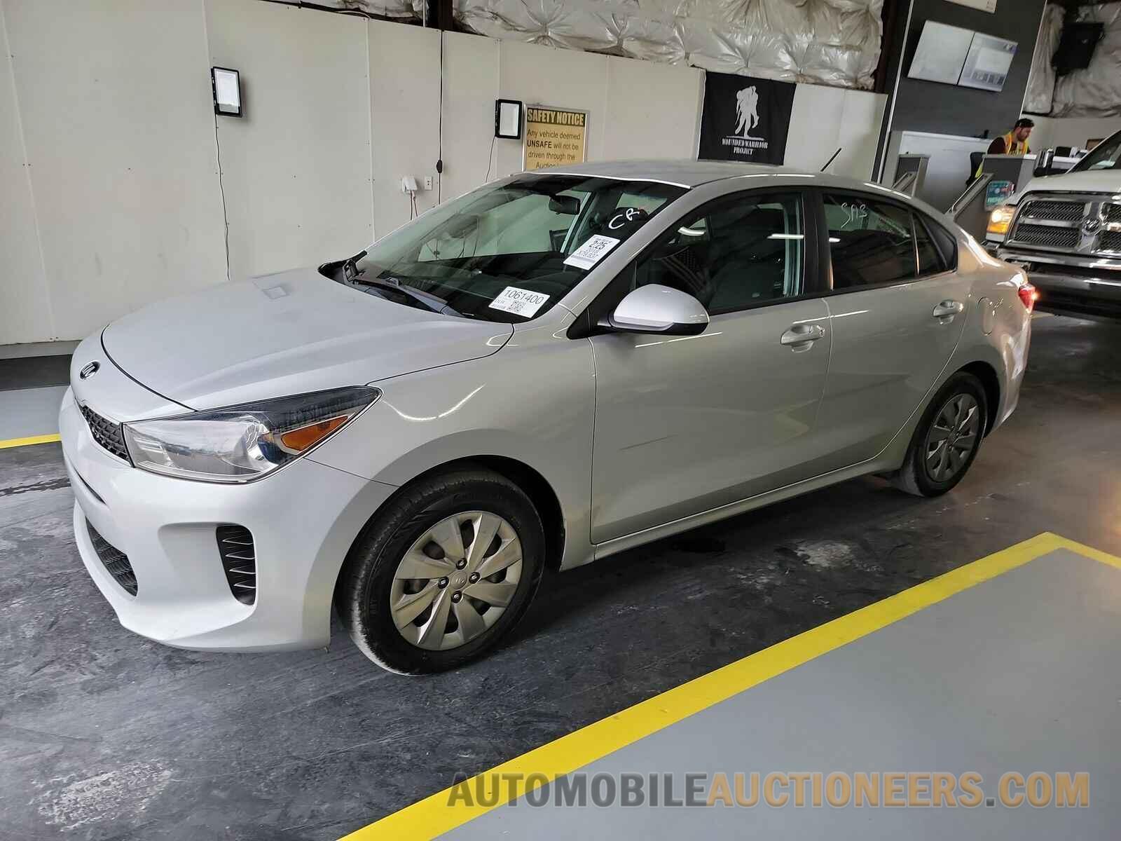 3KPA24AB8JE061014 Kia Rio 2018