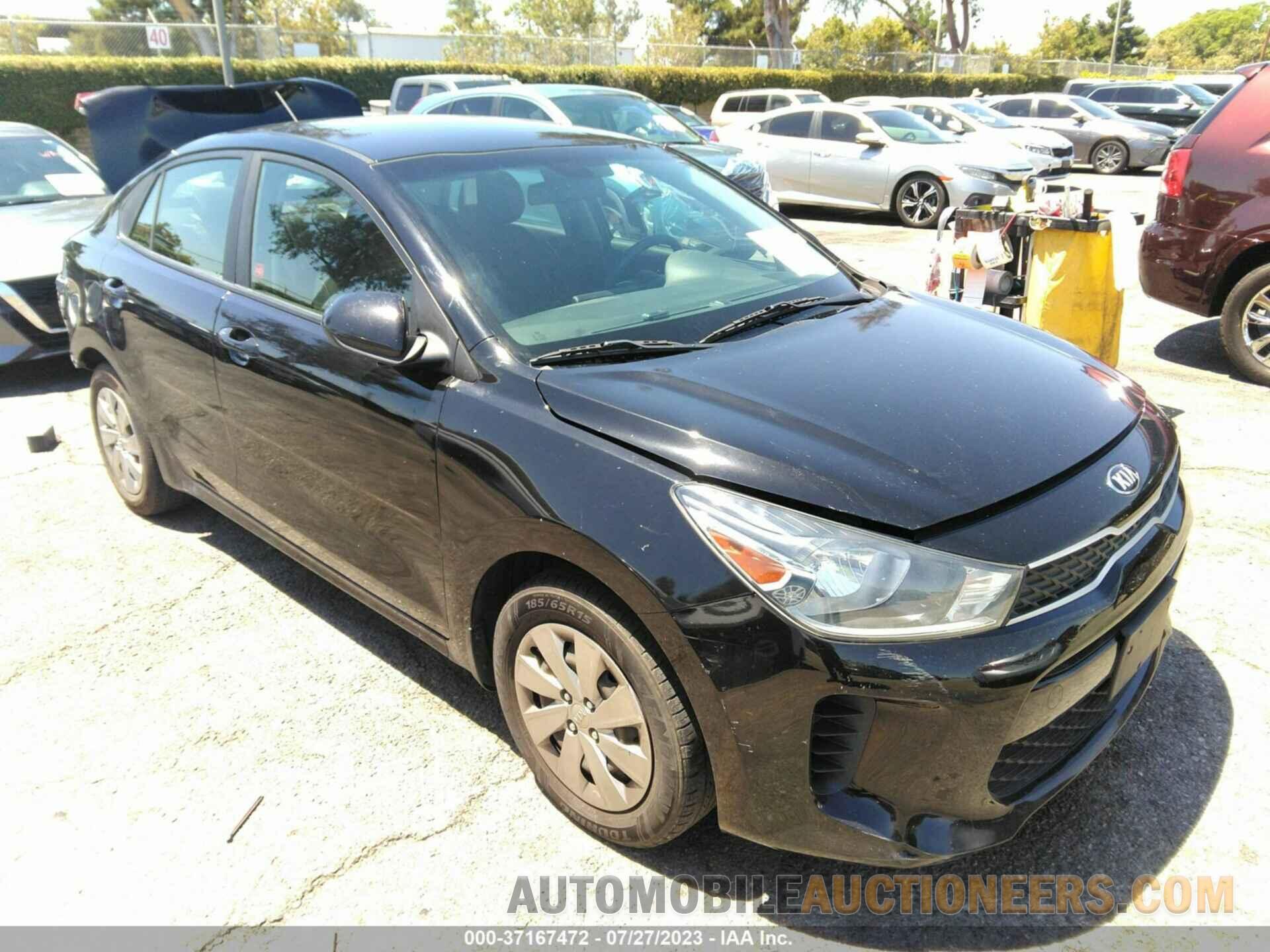 3KPA24ABXJE064898 KIA RIO 2018