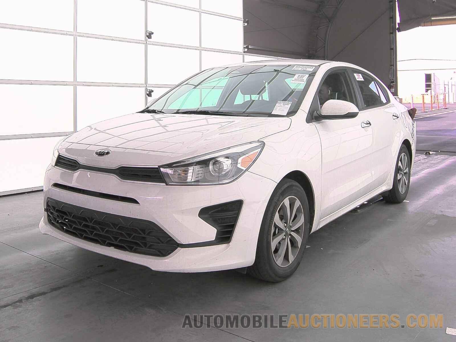 3KPA24AD0ME400600 Kia Rio 2021