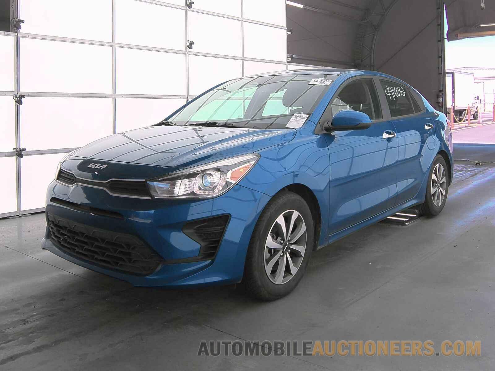 3KPA24AD0NE477064 Kia Rio 2022