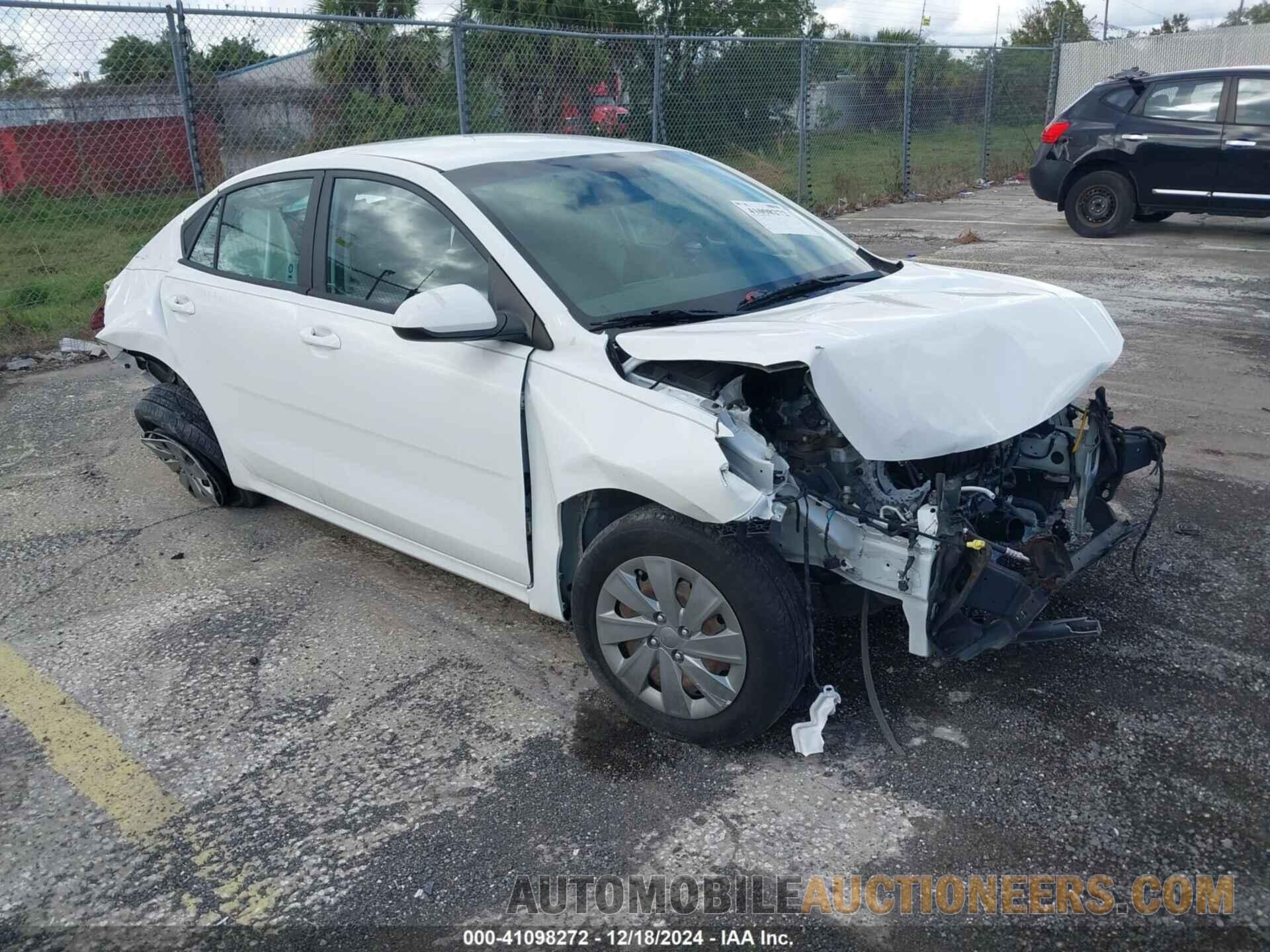 3KPA24AD1LE302819 KIA RIO 2020