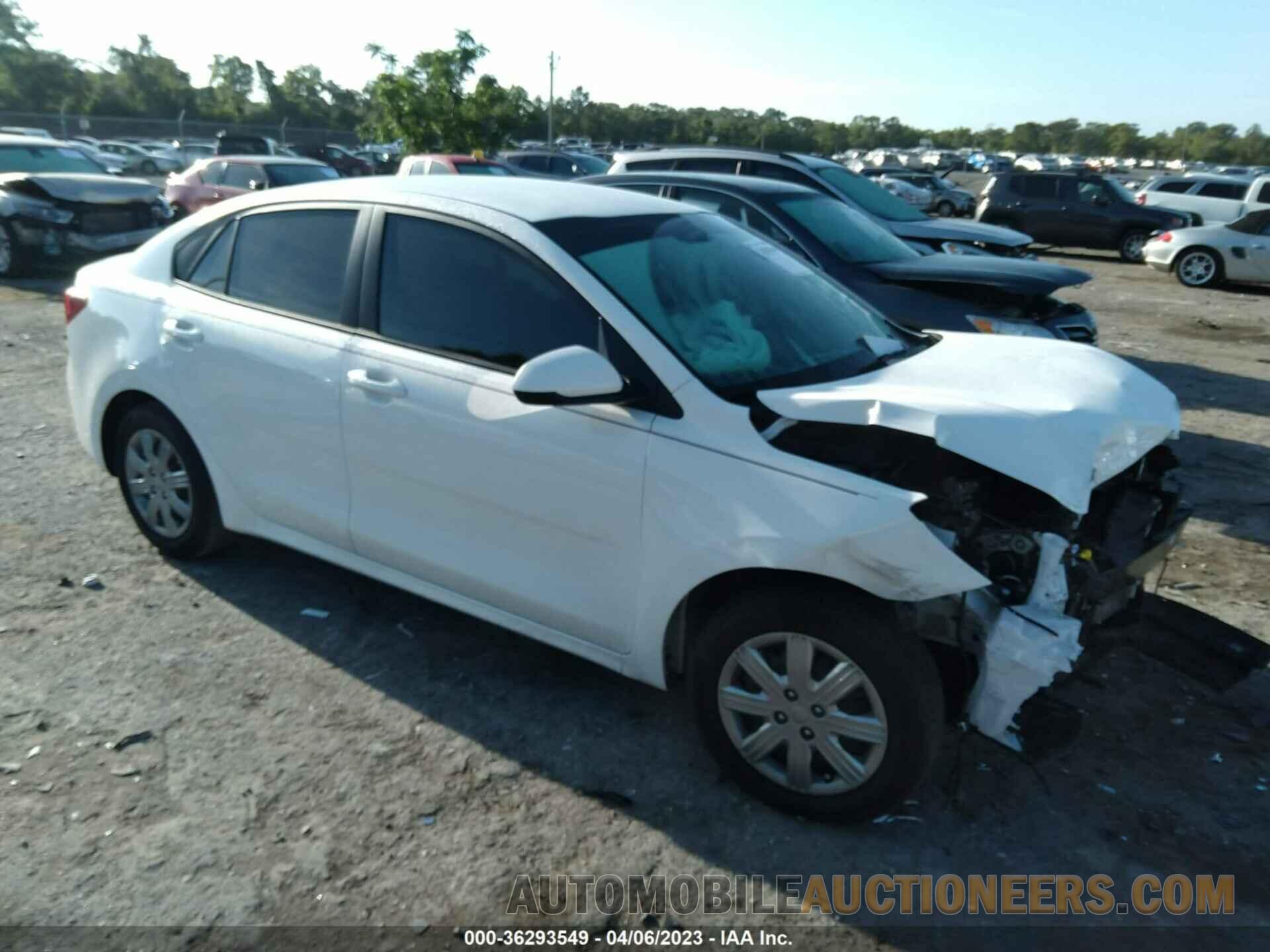 3KPA24AD2ME385887 KIA RIO 2021