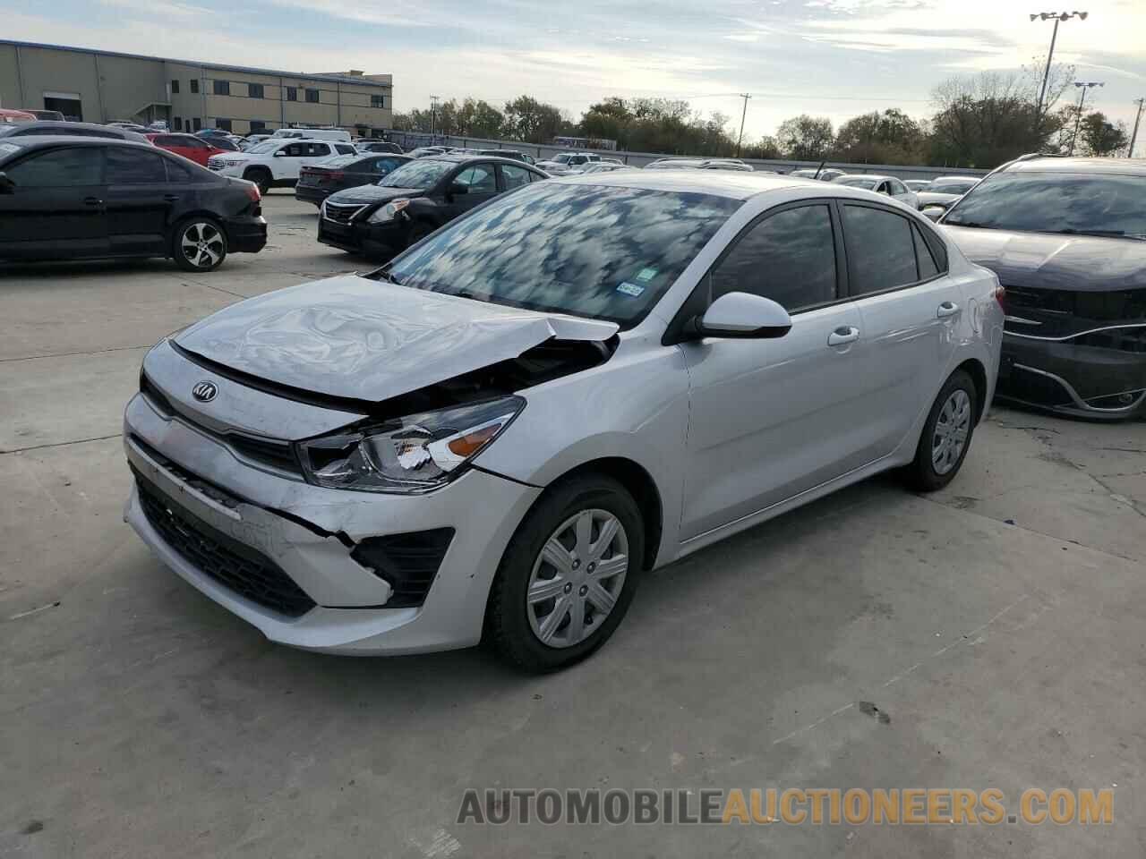 3KPA24AD2ME408200 KIA RIO 2021