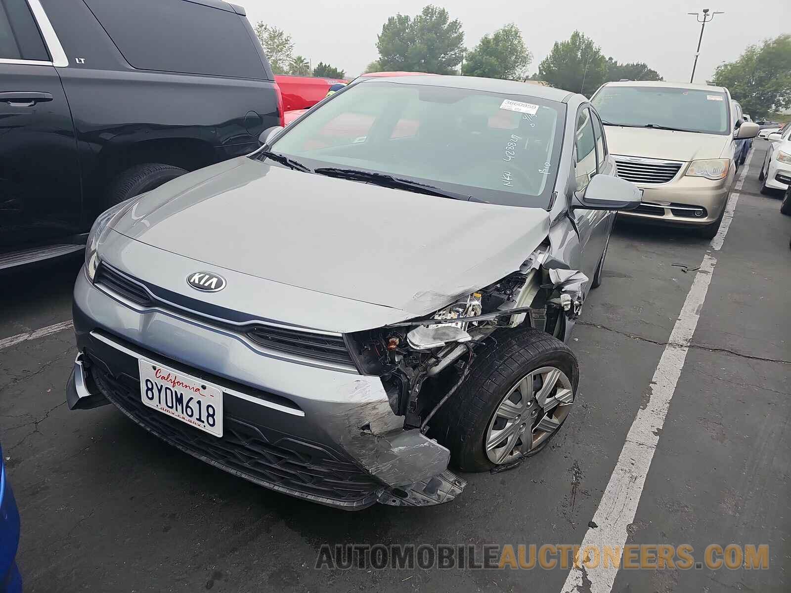 3KPA24AD3ME428827 Kia Rio 2021