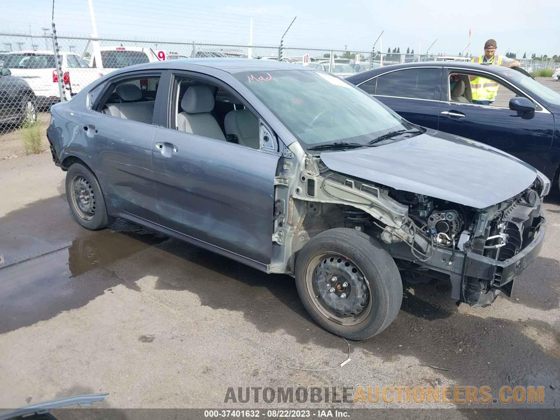 3KPA24AD4LE349889 KIA RIO 2020