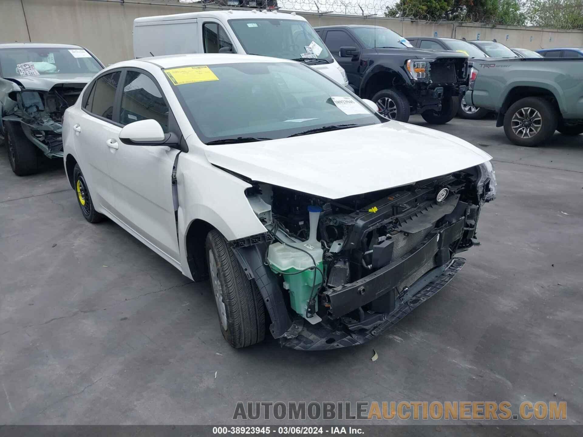 3KPA24AD4ME423264 KIA RIO 2021