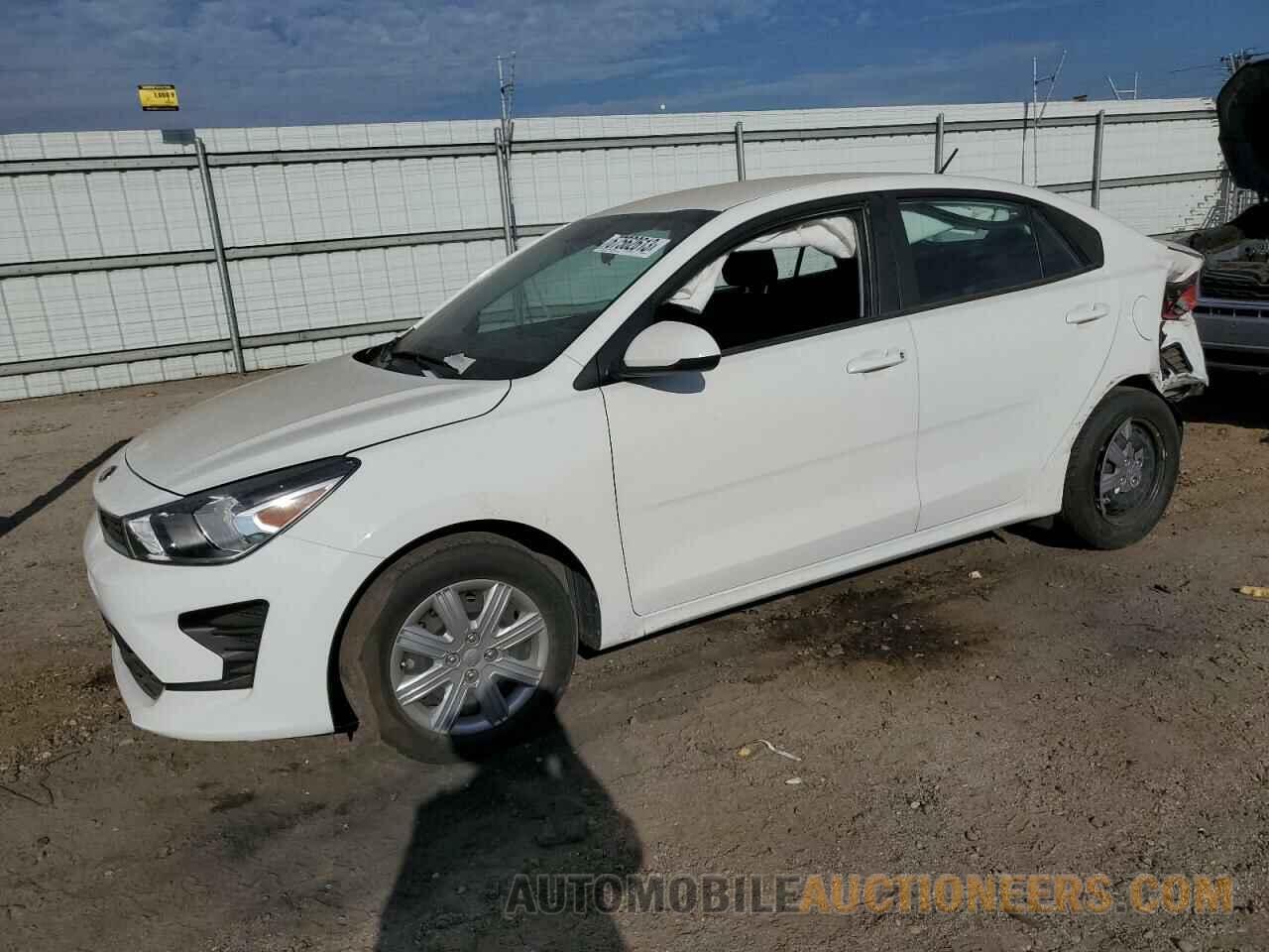 3KPA24AD5ME423368 KIA RIO 2021