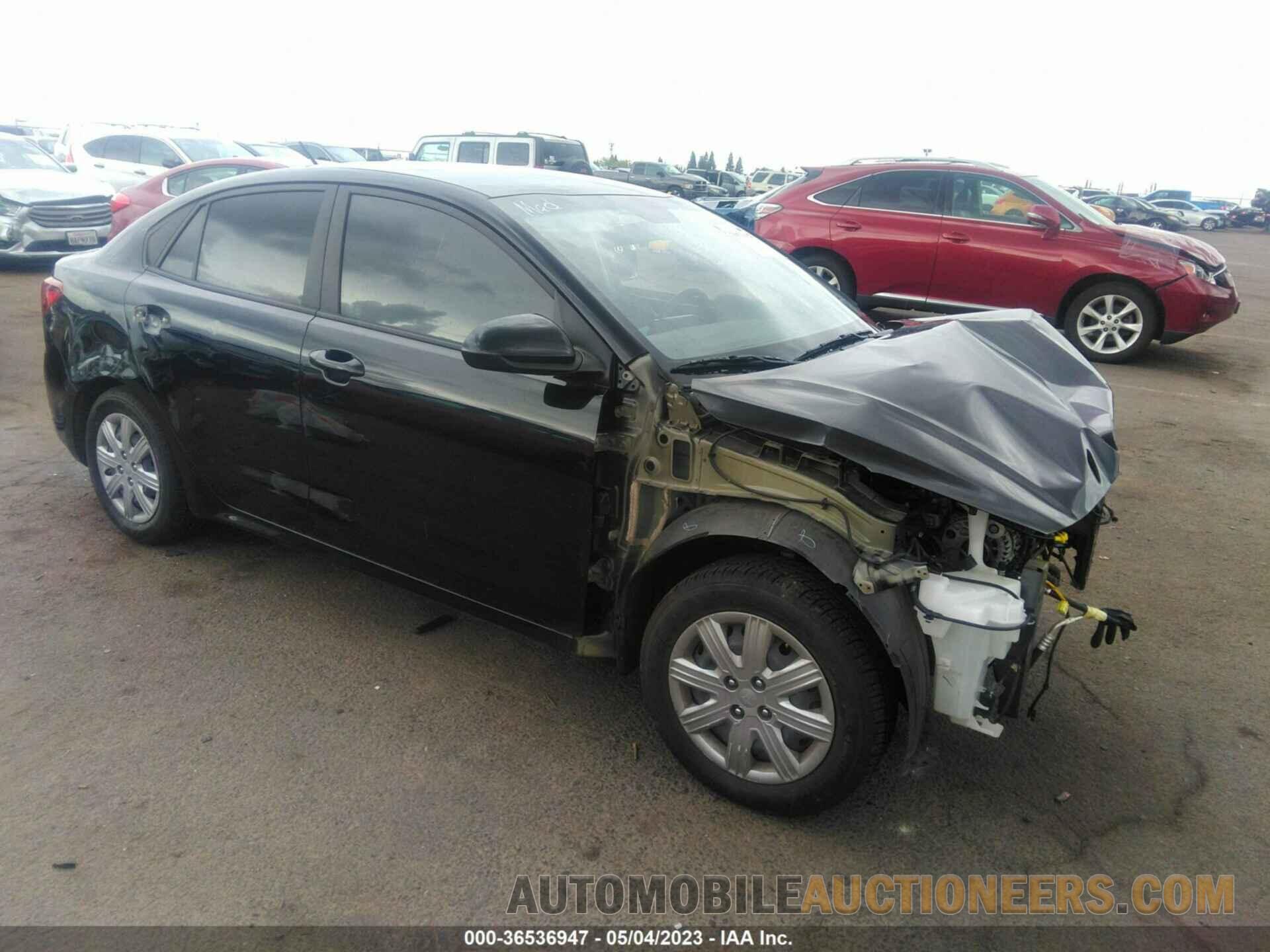 3KPA24AD8ME402899 KIA RIO 2021