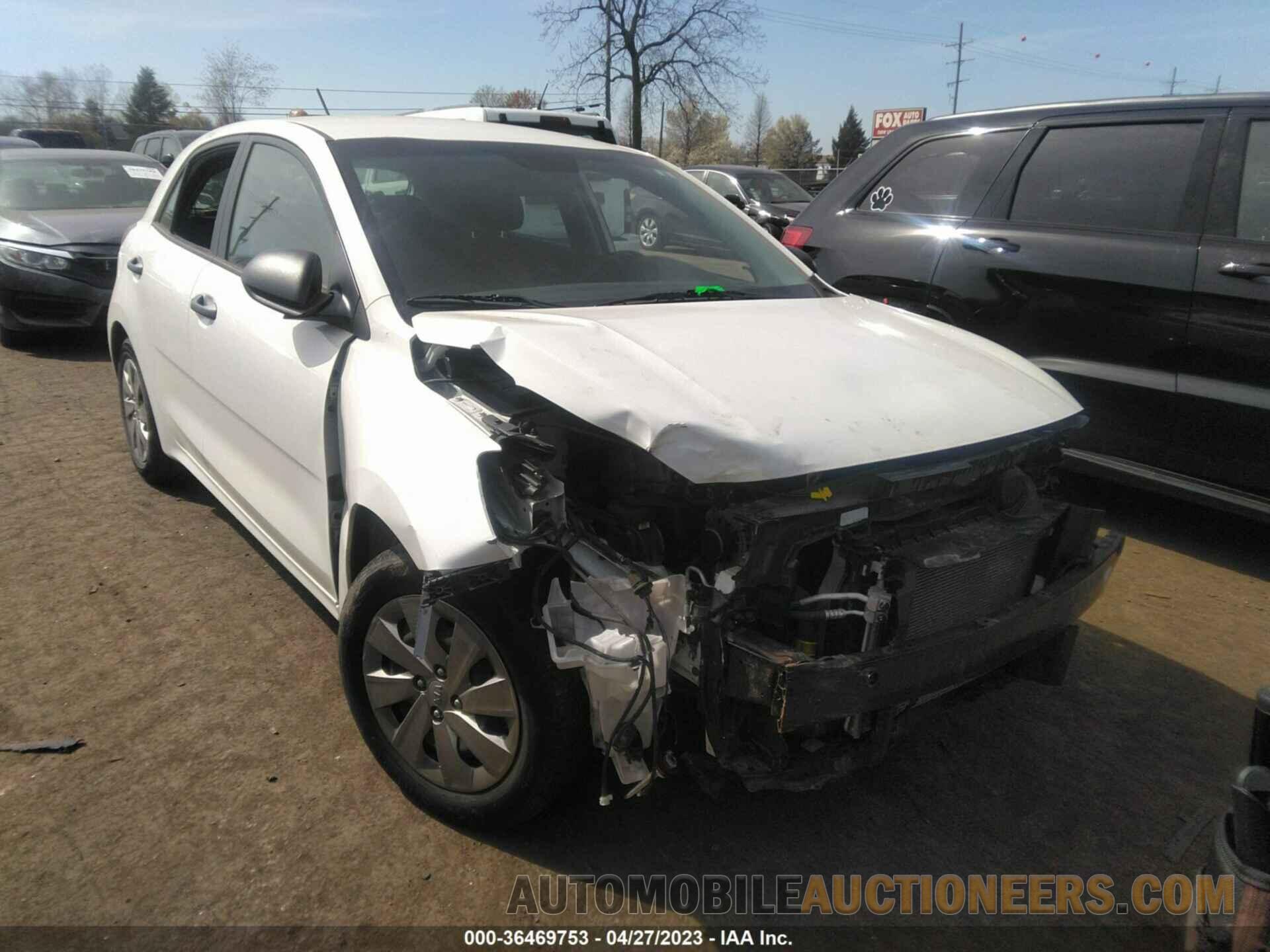 3KPA25AB7JE119264 KIA RIO 5-DOOR 2018